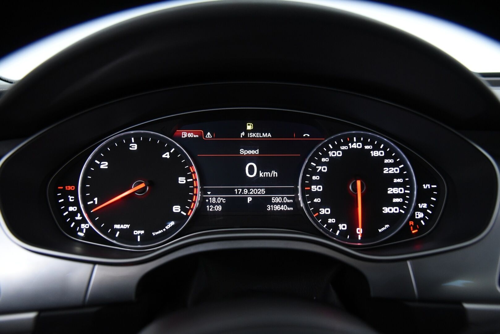 Audi A6 2015 Avant Business Sport 3,0 V6 TDI 160 kW quattro S tronic / LED / Sporttipenkit / P-kamera / Vetokoukku - Merkkihuolettu / P. Tutkat