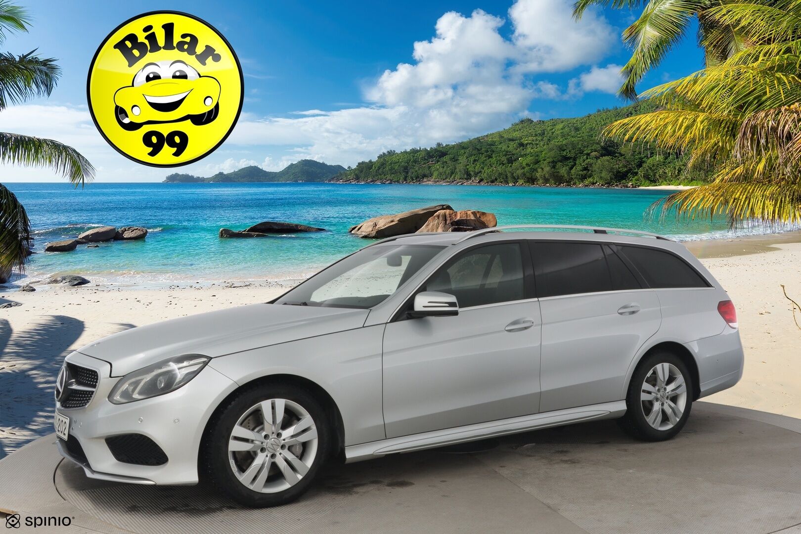 Mercedes-Benz E 2013 E 350 BLUETEC T 4MATIC ** AMG / Vakkari / LED / Ambient / Nahka-Alcantra* - 2 renkaat / Upea Nelikko!* 