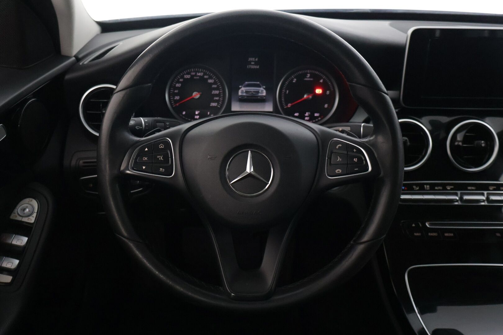 Mercedes-Benz C 2017 180 d T A Premium Business - | Suomi-auto | ILS | Sport-penkit | Tutkat edessä ja takana | Vakkari | Huollettu  116tkm 2/2026 |