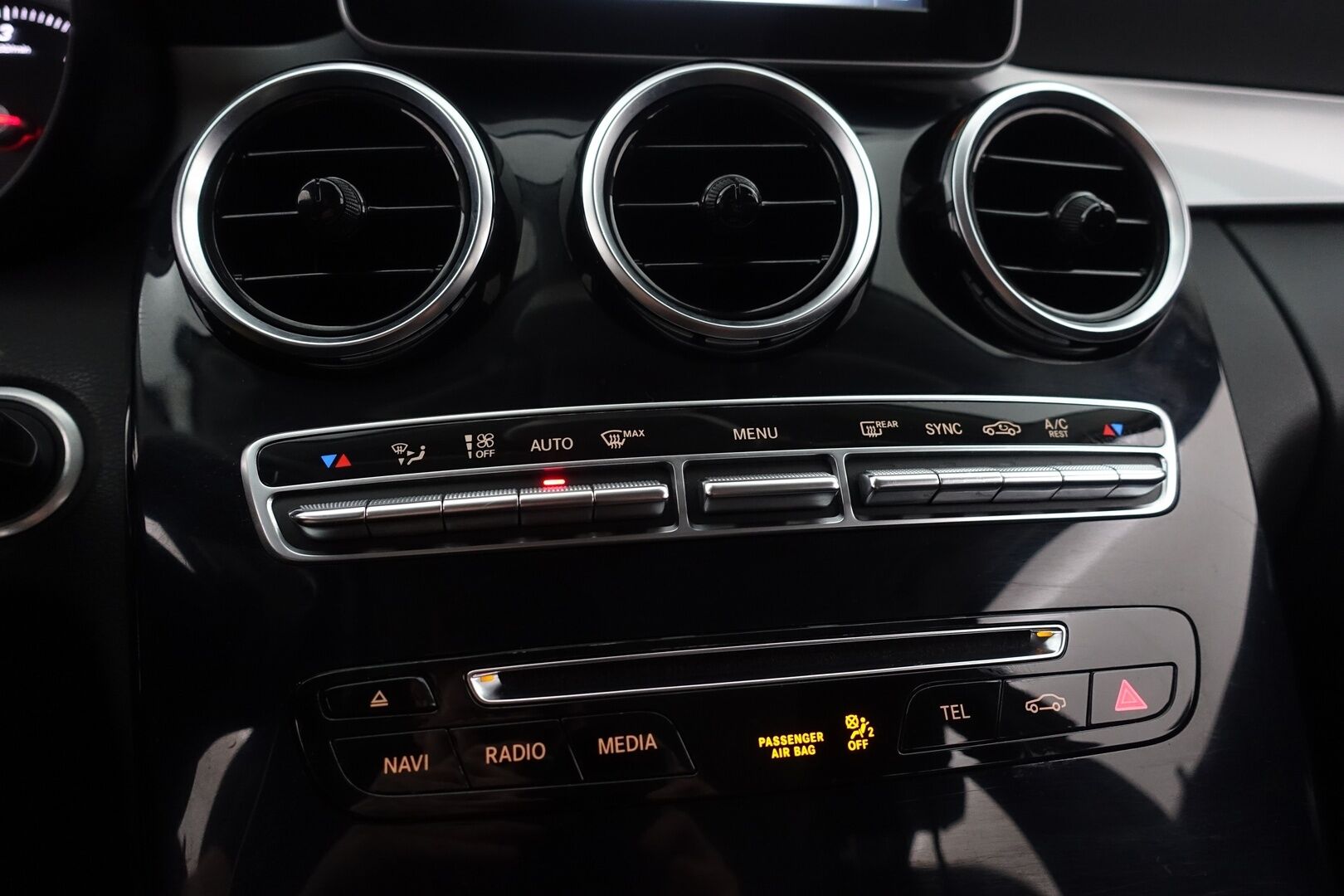 Mercedes-Benz C 2017 180 d T A Premium Business - | Suomi-auto | ILS | Sport-penkit | IHC+| Tutkat | Vakkari | 