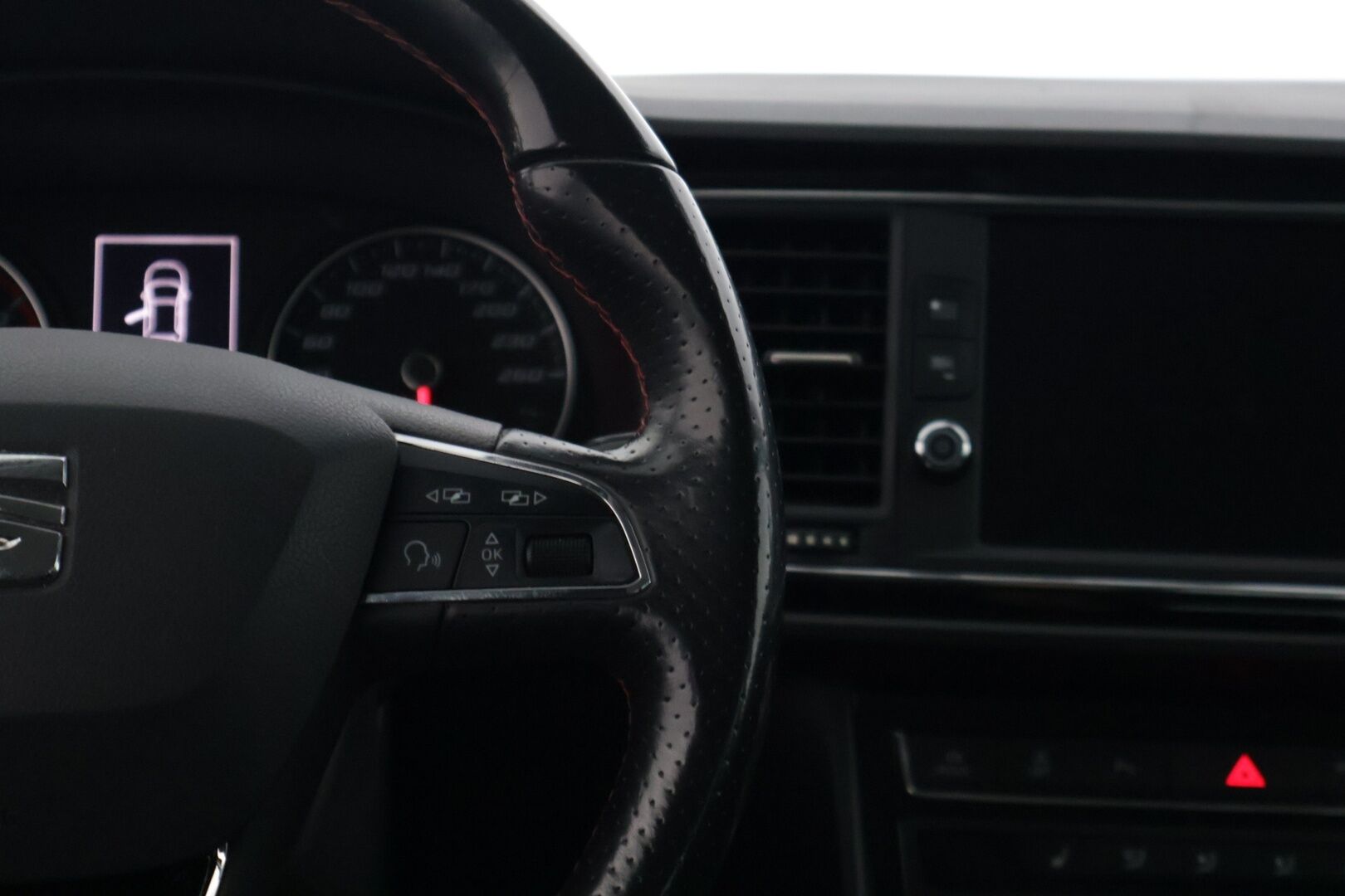 Seat Leon ST 2017 1,4 TSI 150 ACT FR DSG - * Juuri tullut *