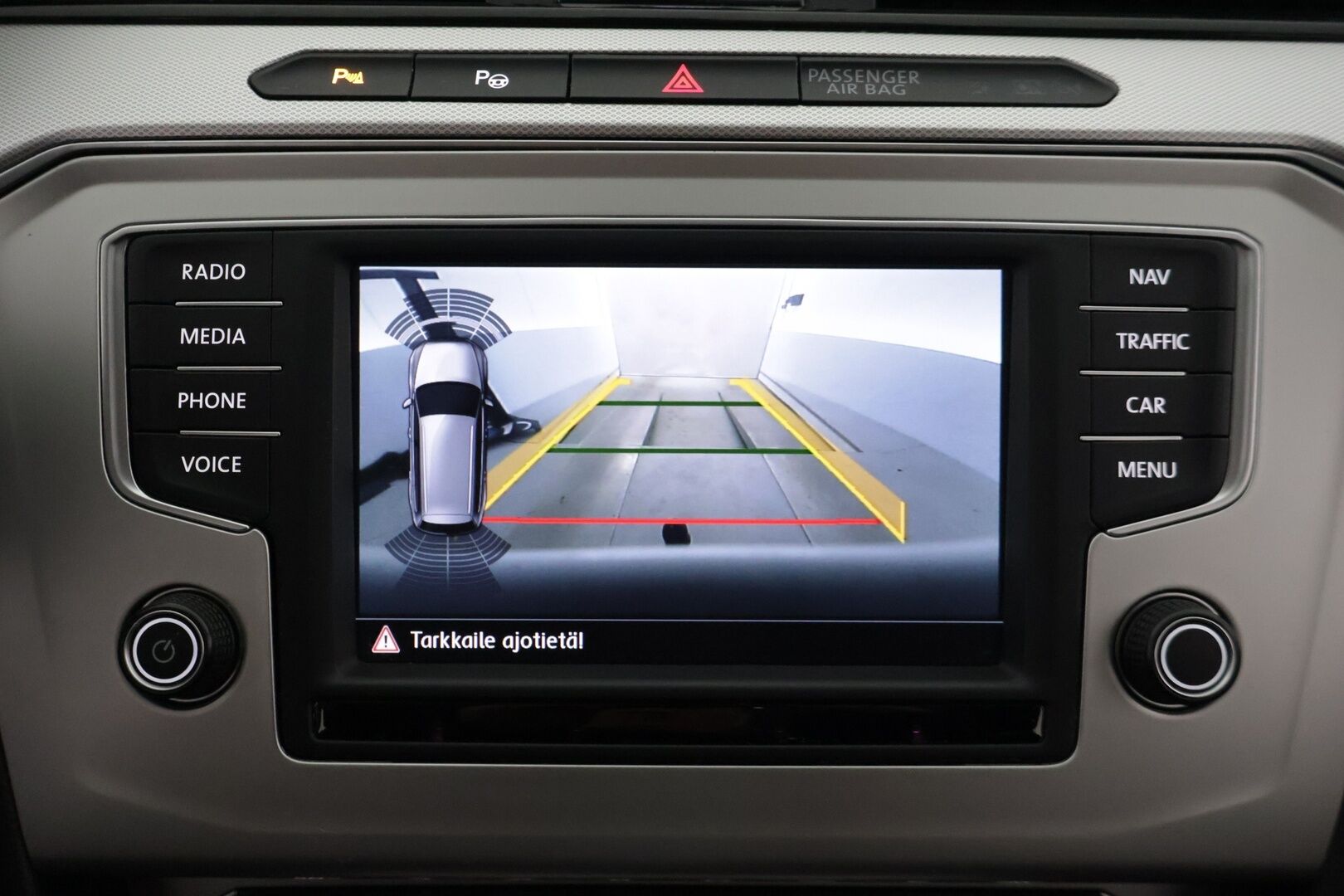 Volkswagen Passat 2017 Variant Comfortline 2,0 TDI 140 kW (190 hv) 4MOTION DSG-aut. Winter Edition */ Adapt. vakkari / P.kamera / Webasto / Kessy / Koukku / 2x renkaat /* - Suomi-auto / 2x renkaat