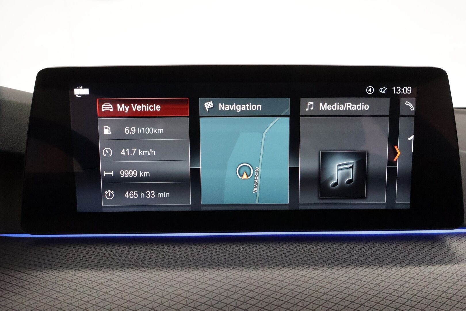 BMW 520 2017 G30 Sedan 520d A xDrive Business Comfort **HUD / Adapt.LED / Soft-Close / Vakkari / 360.kamera** - Suomi-auto / Digimittaristo / Sporttipenkit / Webasto / Comfort Access / Ratinlämmitin / Osittain sähkösäätöiset istuimet / Ratinlämmitin
