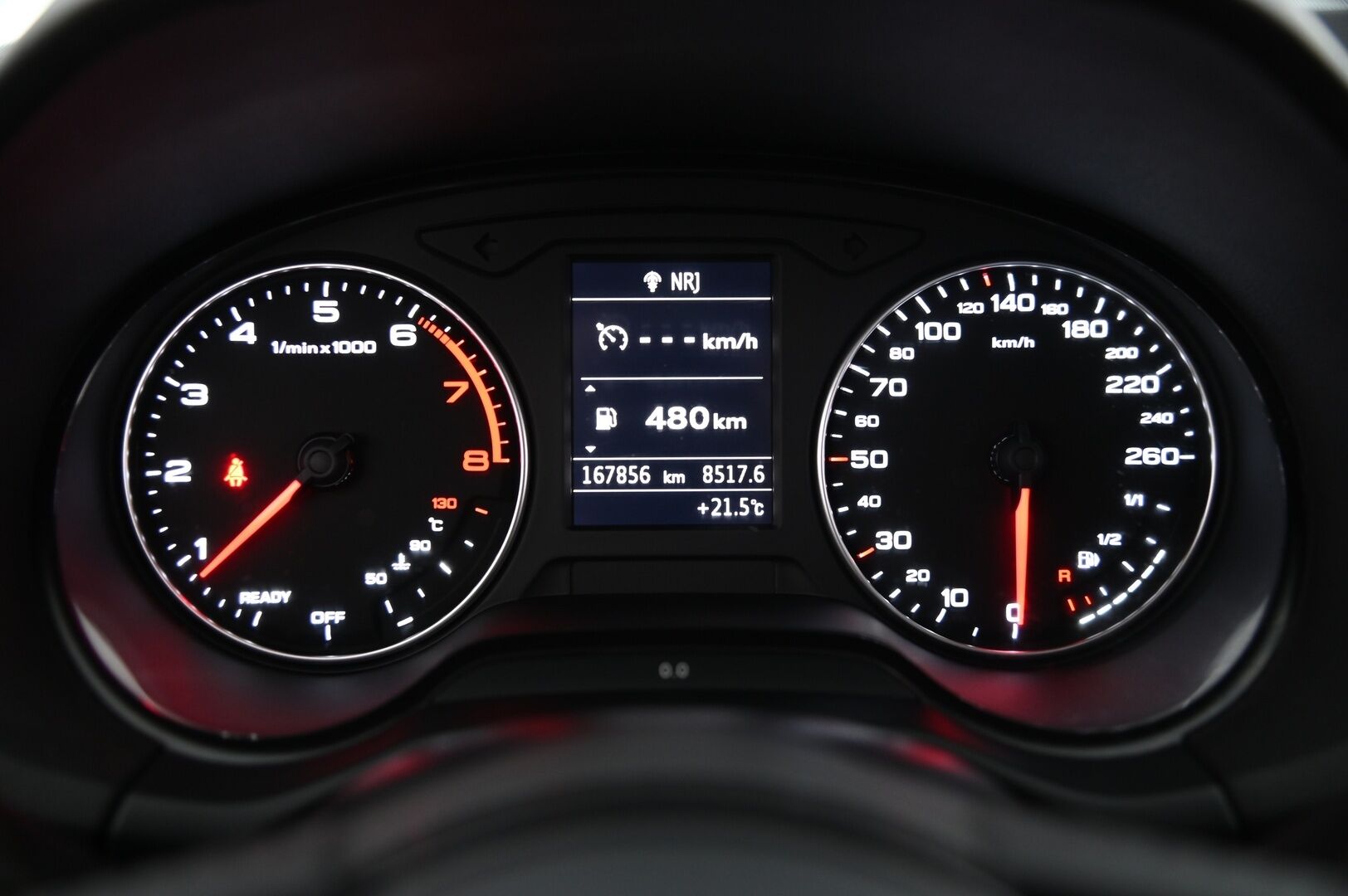 Audi Q2 2017 Business Sport 1,4 TFSI COD 110 kW *Vakkari / Koukku / Suomi-auto / BT / Tutkat* - *Kahdet renkaat ja vanteet*