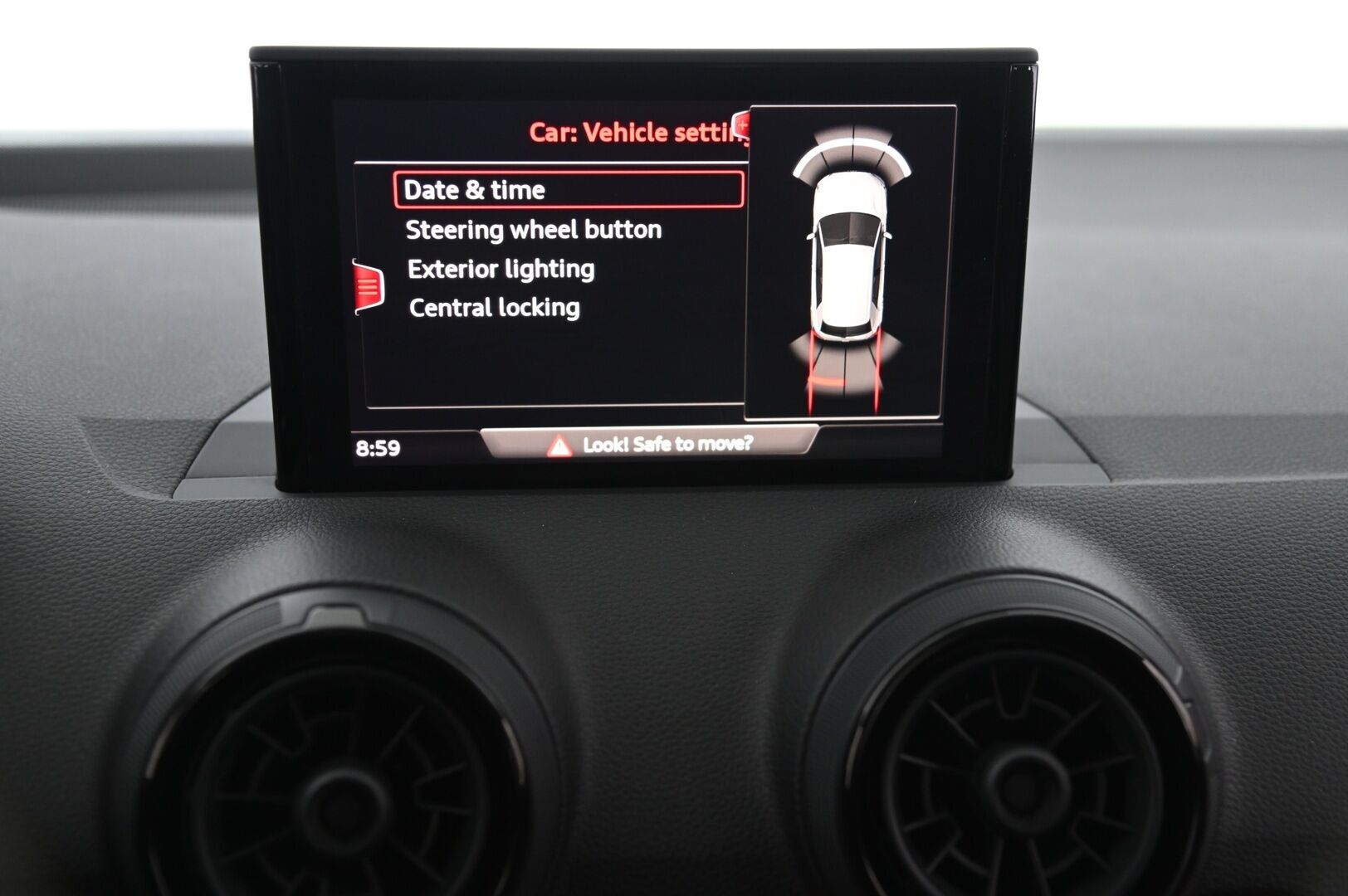 Audi Q2 2017 Business Sport 1,4 TFSI COD 110 kW *Vakkari / Koukku / Suomi-auto / BT / Tutkat* - *Kahdet renkaat ja vanteet*