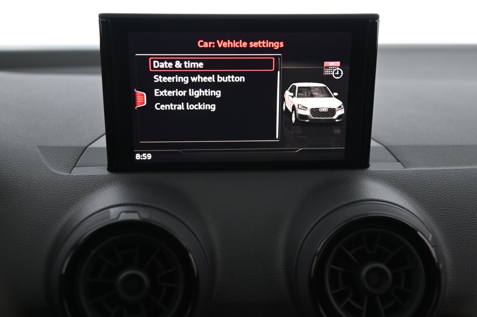 Audi Q2 2017 Business Sport 1,4 TFSI COD 110 kW *Vakkari / Koukku / Suomi-auto / BT / Tutkat* - *Kahdet renkaat ja vanteet* - HULLUT BLACKWEEK JATKOT - KORKOTARJOUS 2,49%