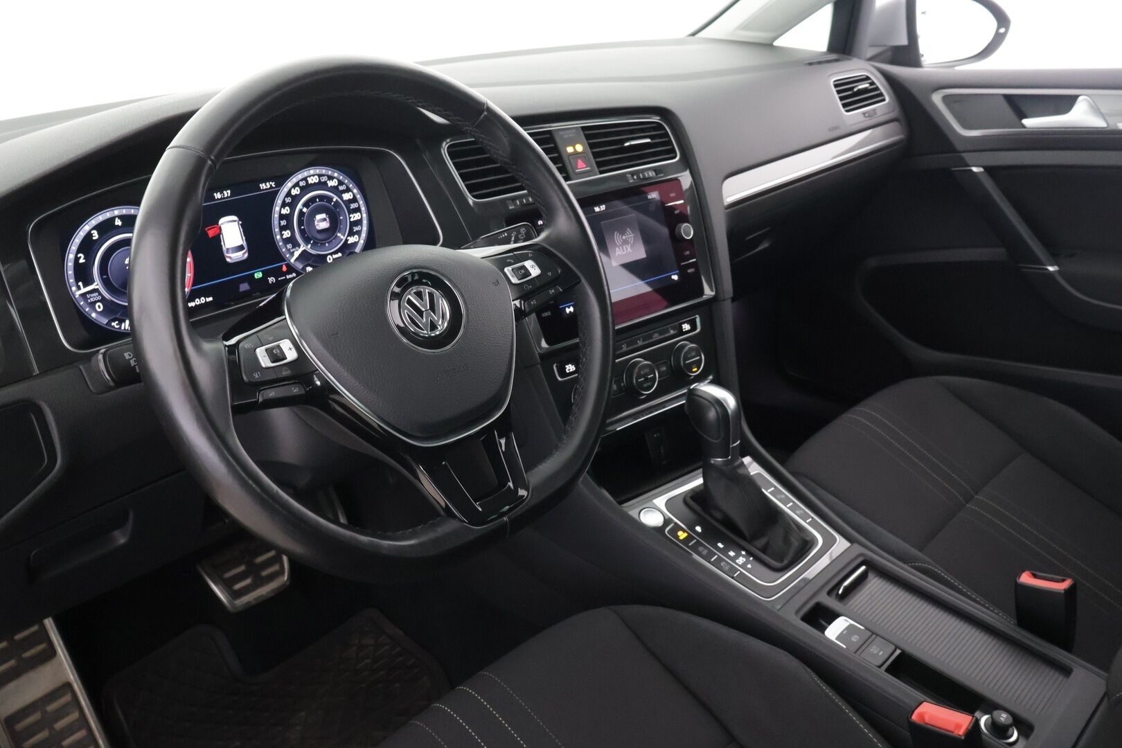Volkswagen Golf 2017 Variant Alltrack 1,8 TSI 132 kW (180 hv) 4MOTION DSG-automaatti *Digimittaristo / Acc / Kessy / Navi / Ratinlämmitin!* - *Tilava / Moderni / Tyylikäs!*