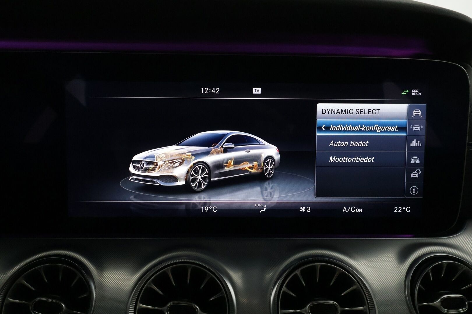 Mercedes-Benz E 2017 220 d A Coupé Business AMG **Imuovet / Burmester / HUD / Distronic+ / Panorama / Widescreen / Muistipenkit** - Supervarusteet! / Night-paketti / 360 Kamera / Kaistavahti / Apple&Android / Keyless - HULLUT VÄLIPÄIVÄT KORKOTARJOUS 2,49%