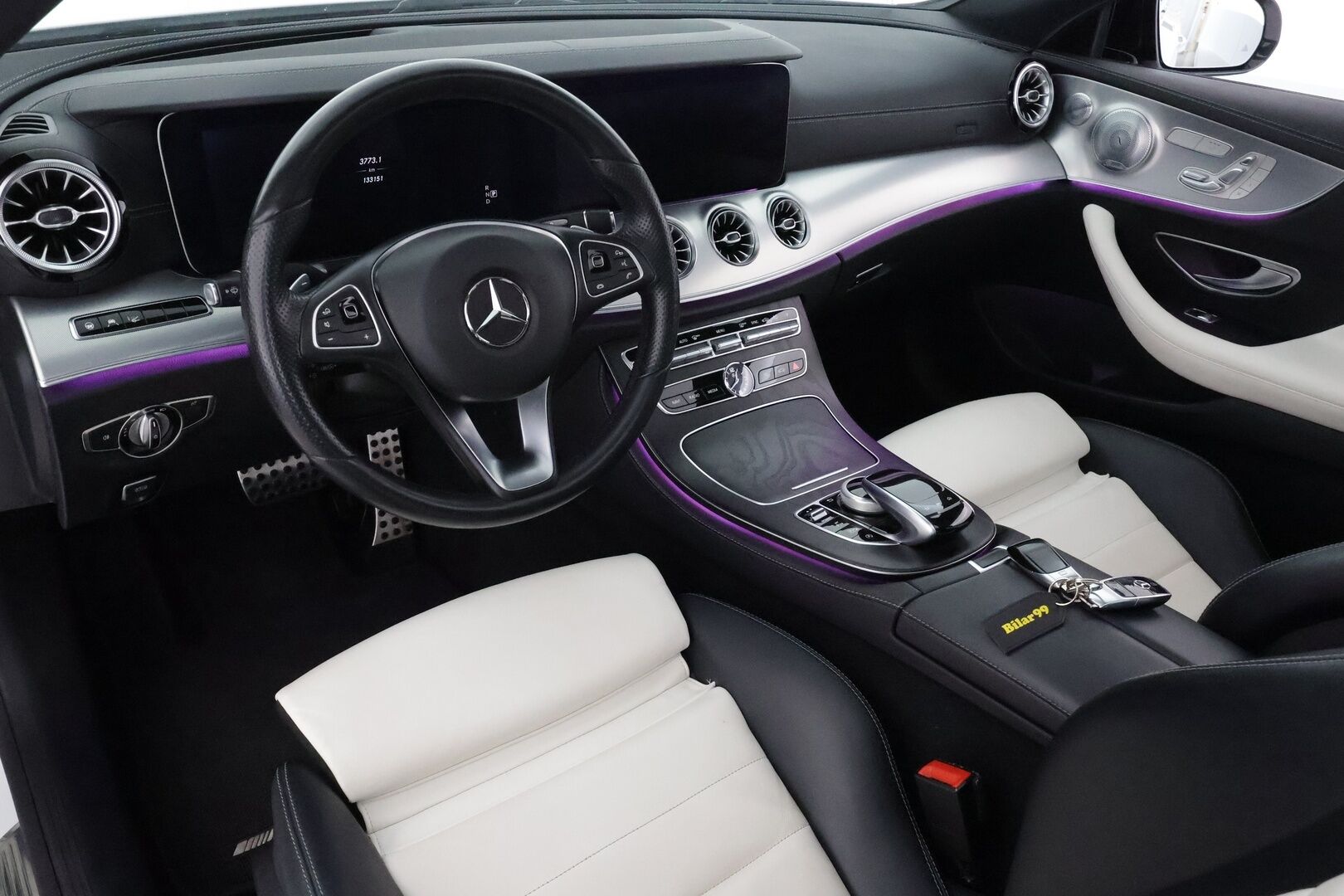 Mercedes-Benz E 2017 220 d A Coupé Business AMG **Imuovet / Burmester / HUD / Distronic+ / Panorama / Widescreen / Muistipenkit** - 3,99 % KORKOTARJOUS TÄHÄN AUTOON - Supervarusteet! / Night-paketti / 360 Kamera / Kaistavahti / Apple&Android / Keyless