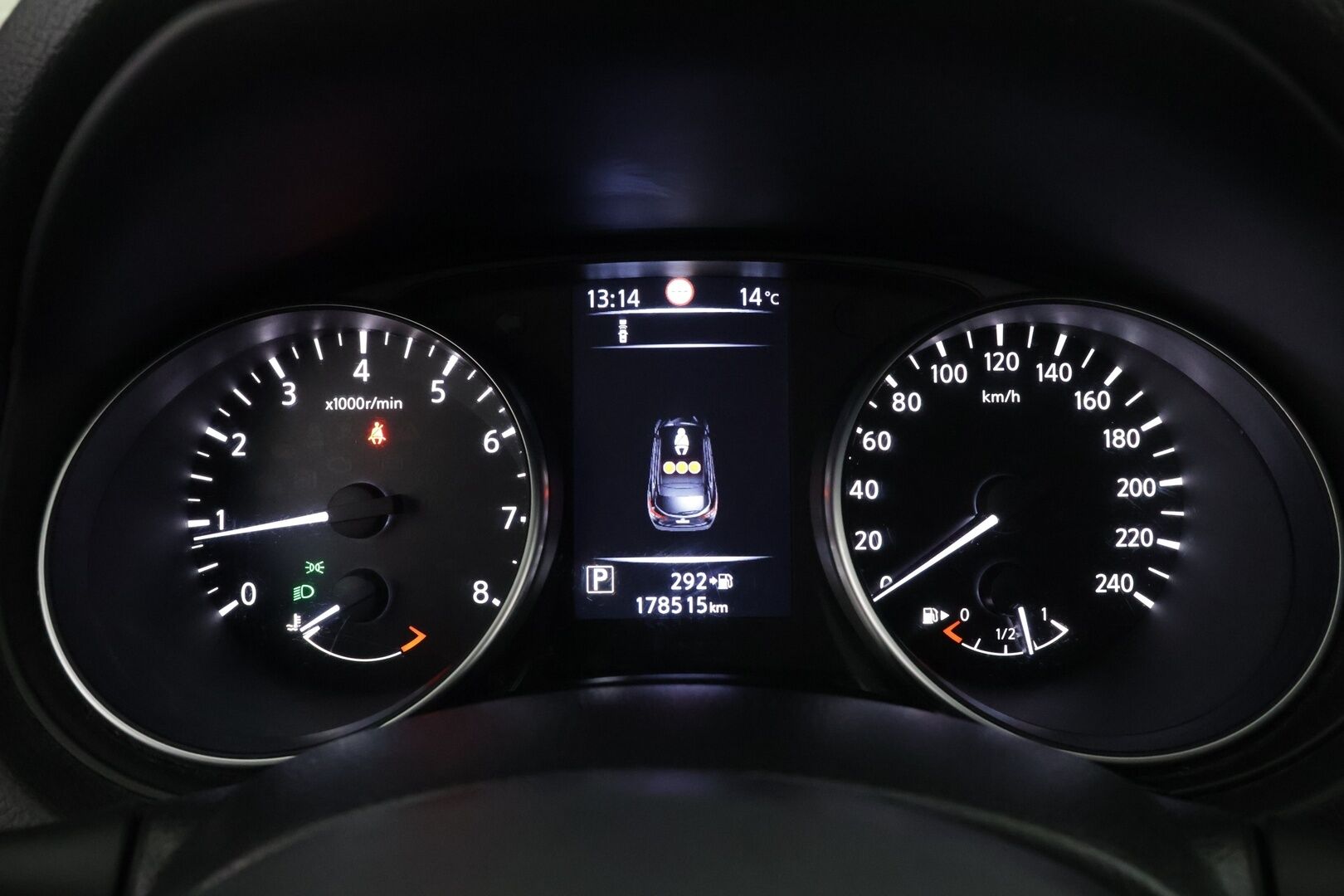 Nissan Qashqai 2018 DIG-T 115 Acenta 2WD Xtronic - Myydään  Huutokaupat.com - Suomi-auto | Lohkolämmitin | Koukku | Bluetooth | 2x renkaat | 
