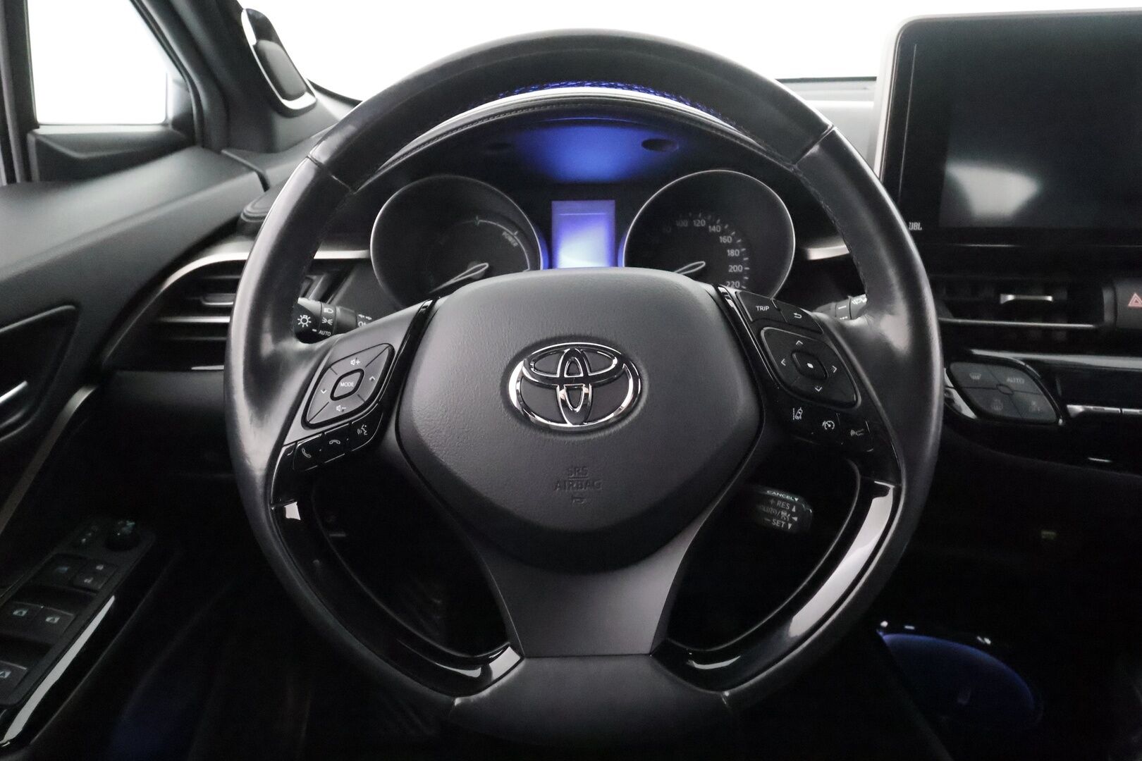 Toyota C-HR 2018 1,8 Hybrid Intense - | Vakkari | lohko | LED | Koukku | JBL | P.kamera | Nahat | Ratinlämmitys | Apple&Android | Suomi-auto | Kahdet Renkaat |