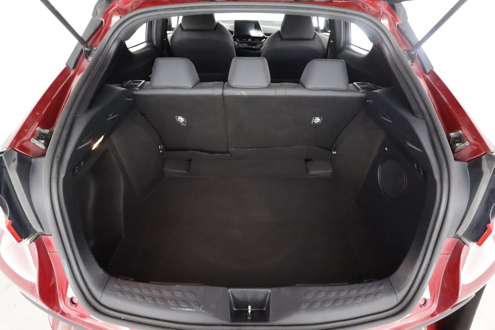 Toyota C-HR 2018 1,8 Hybrid Intense - | Vakkari | lohko | LED | Koukku | JBL | P.kamera | Nahat | Ratinlämmitys | Apple&Android | Suomi-auto | Kahdet Renkaat |