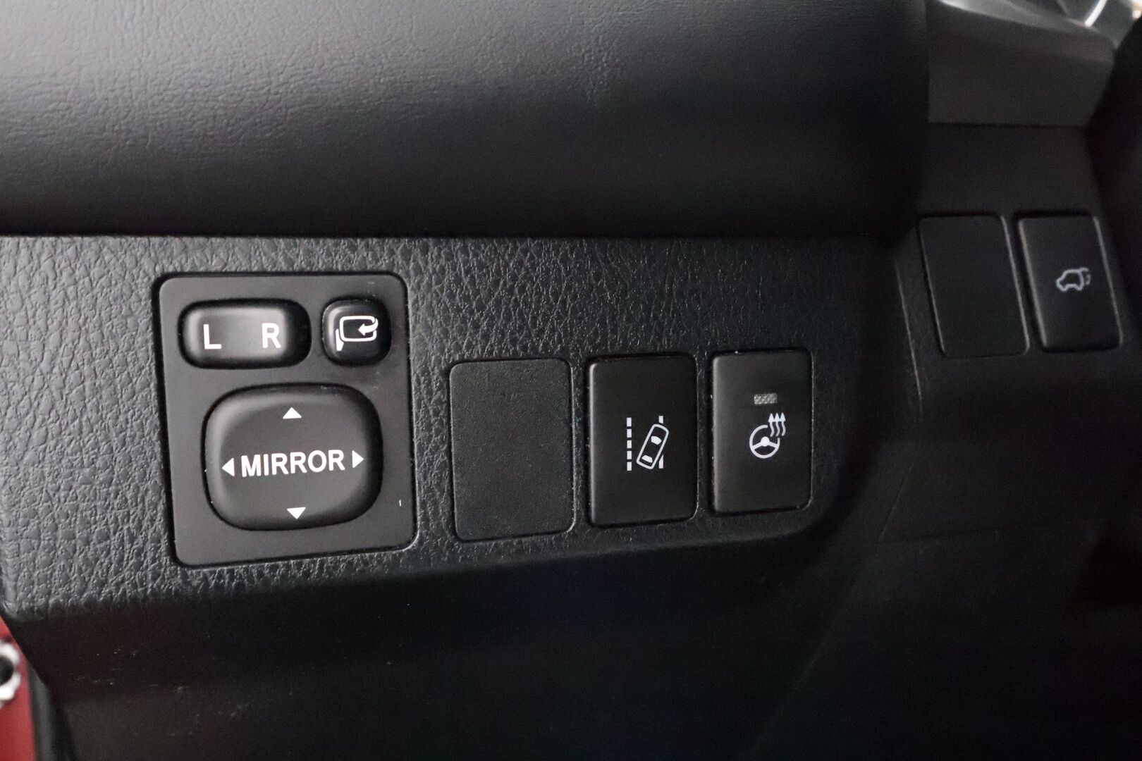 Toyota RAV4 2018 2,5 Hybrid AWD Hybrid Edition * ACC / LED / P.Kamera / Koukku / Navi / Kaistavahti / Keyless * - Suomi-auto / Kahdet renkaat aluvanteilla / Merkkihuollot