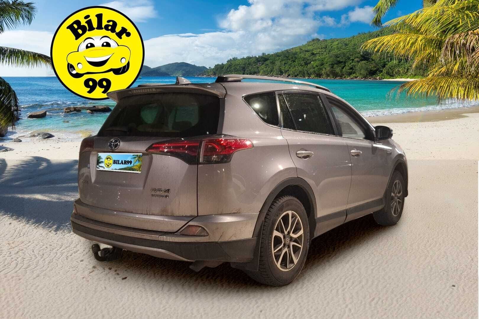 Toyota RAV4 2018 2,5 Hybrid AWD Hybrid Edition * Suomiauto / Adapt.Vakkari / Vetokoukku / Peruutuskamera / Lohko & Sisäpistoke / Navi - Merkkihuollot / 2x Fiksut renkaat aluvantein / Juuri tullut Tampereelle! - Osta nyt, maksa vasta ensi vuonna