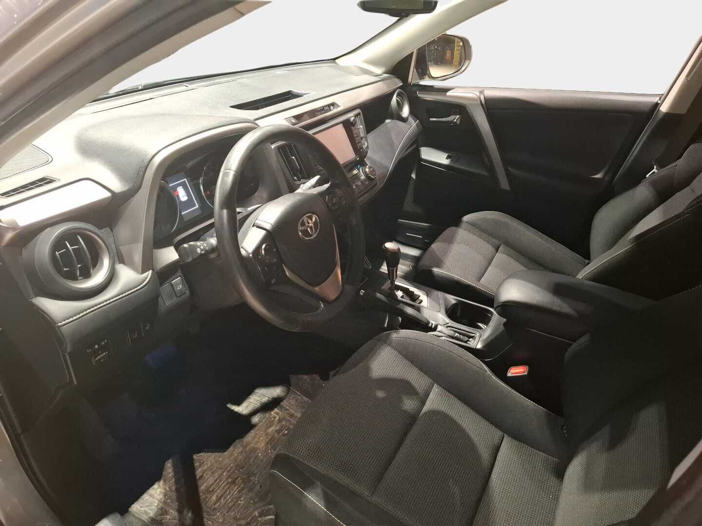 Toyota RAV4 2018 2,5 Hybrid AWD Hybrid Edition * Suomiauto / Adapt.Vakkari / Vetokoukku / Peruutuskamera / Lohko & Sisäpistoke / Navi - Merkkihuollot / 2x Fiksut renkaat aluvantein / Juuri tullut Tampereelle! - Osta nyt, maksa vasta ensi vuonna