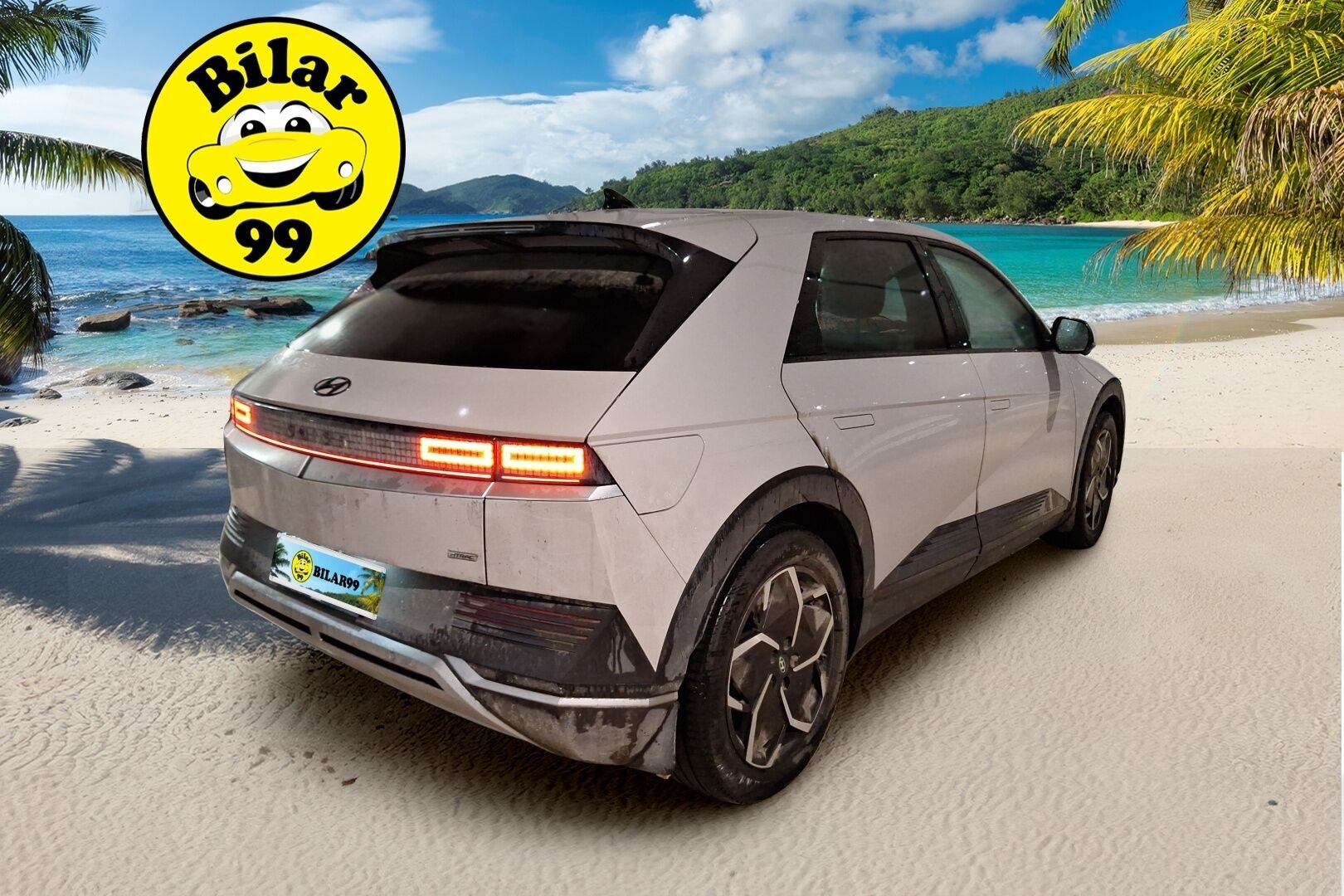 Hyundai IONIQ 5 2023 77 kWh 325 hv AWD Premium *ILP / Bose / ACC / 360° / Ilmastoidut nahat / Muistipenkki / BLIS / LED* - Siistikuntoinen ja hyvin varusteltu iso akkuinen Ioniq 5 kaksilla renkailla ja vanteilla!