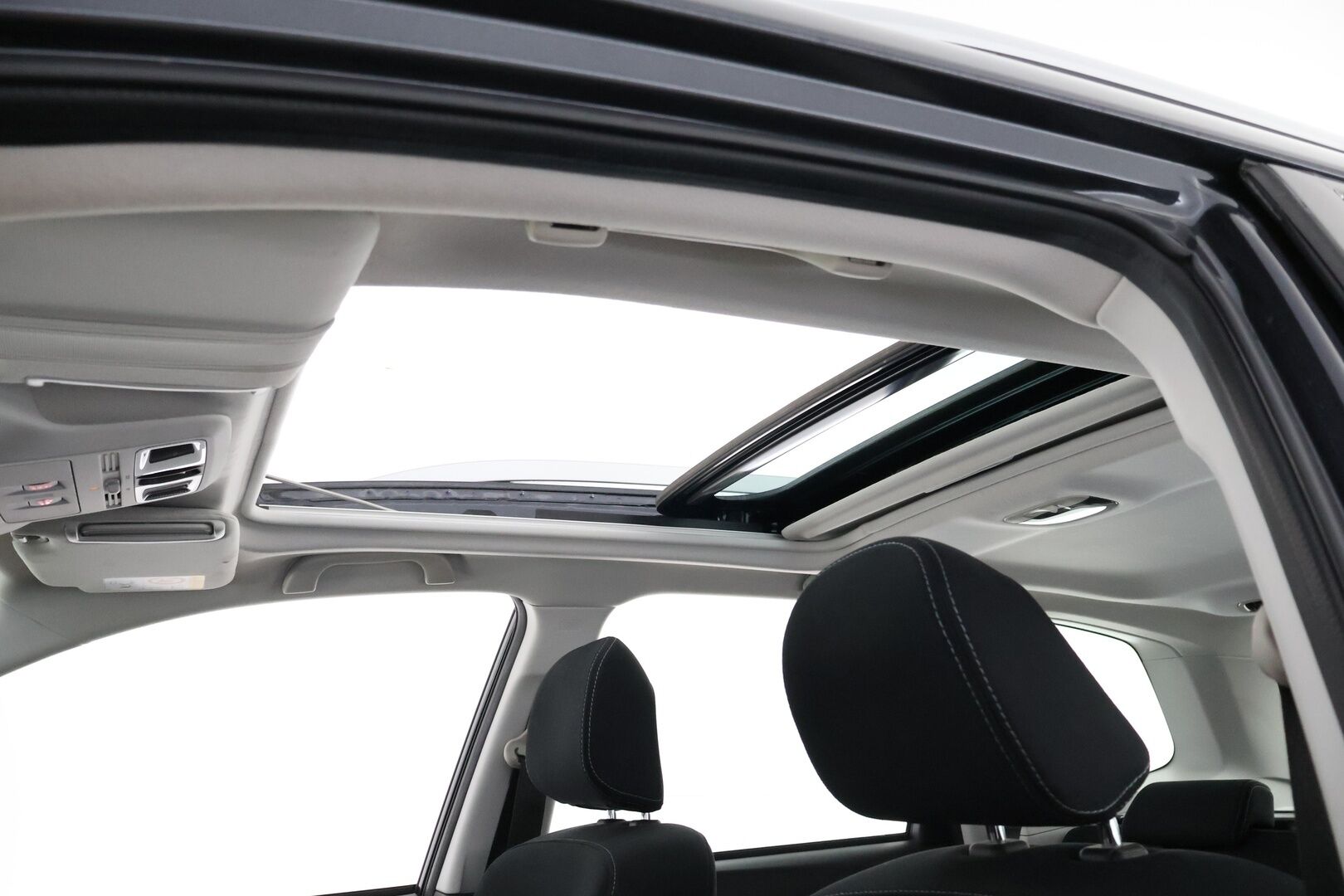 Subaru Forester 2018 2,0i XS Eyesight CVT - Suomiauto / Adapt.Vakkari / Kattoluukku / Peruutuskamera / Lane Assist / Sähköpenkki / Eye Sight / Huippusiisti!