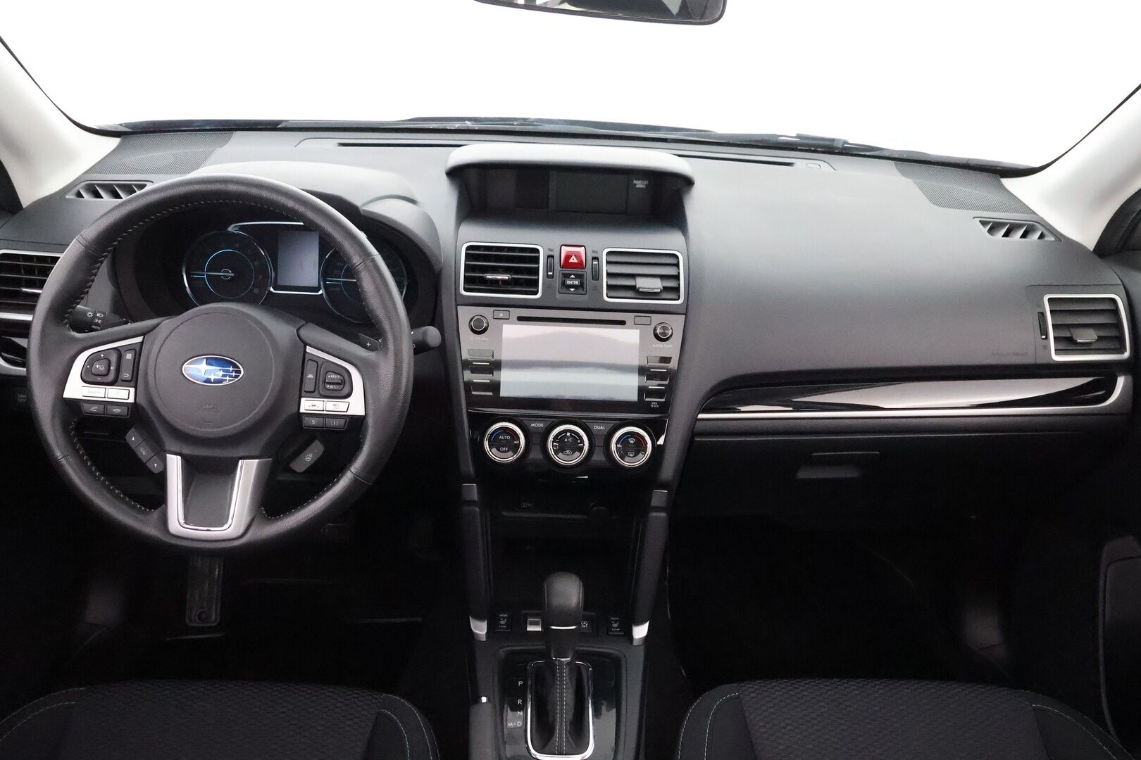Subaru Forester 2018 2,0i XS Eyesight CVT - Suomiauto / Adapt.Vakkari / Kattoluukku / Peruutuskamera / Lane Assist / Sähköpenkki / Eye Sight / Huippusiisti!