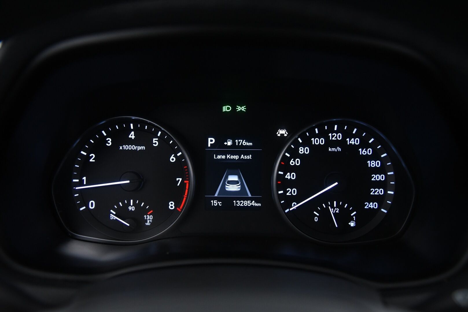 Hyundai i30 5d 2017 1,4 T-GDI 7DCT-aut. fresh plus / Suomi-Auto / P-kamera / Vakkari / Lohkolämmitin - Taloudellinen vaihtoehto ! - HULLUT JOULUT KORKOTARJOUS 2,49% 