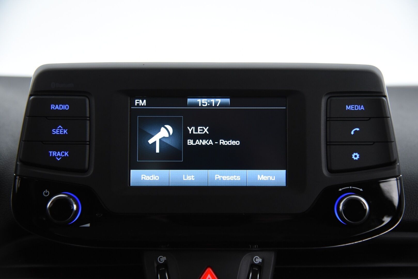 Hyundai i30 5d 2017 1,4 T-GDI 7DCT-aut. fresh plus / Suomi-Auto / P-kamera / Vakkari / Lohkolämmitin - Taloudellinen vaihtoehto ! - HULLUT JOULUT KORKOTARJOUS 2,49% 