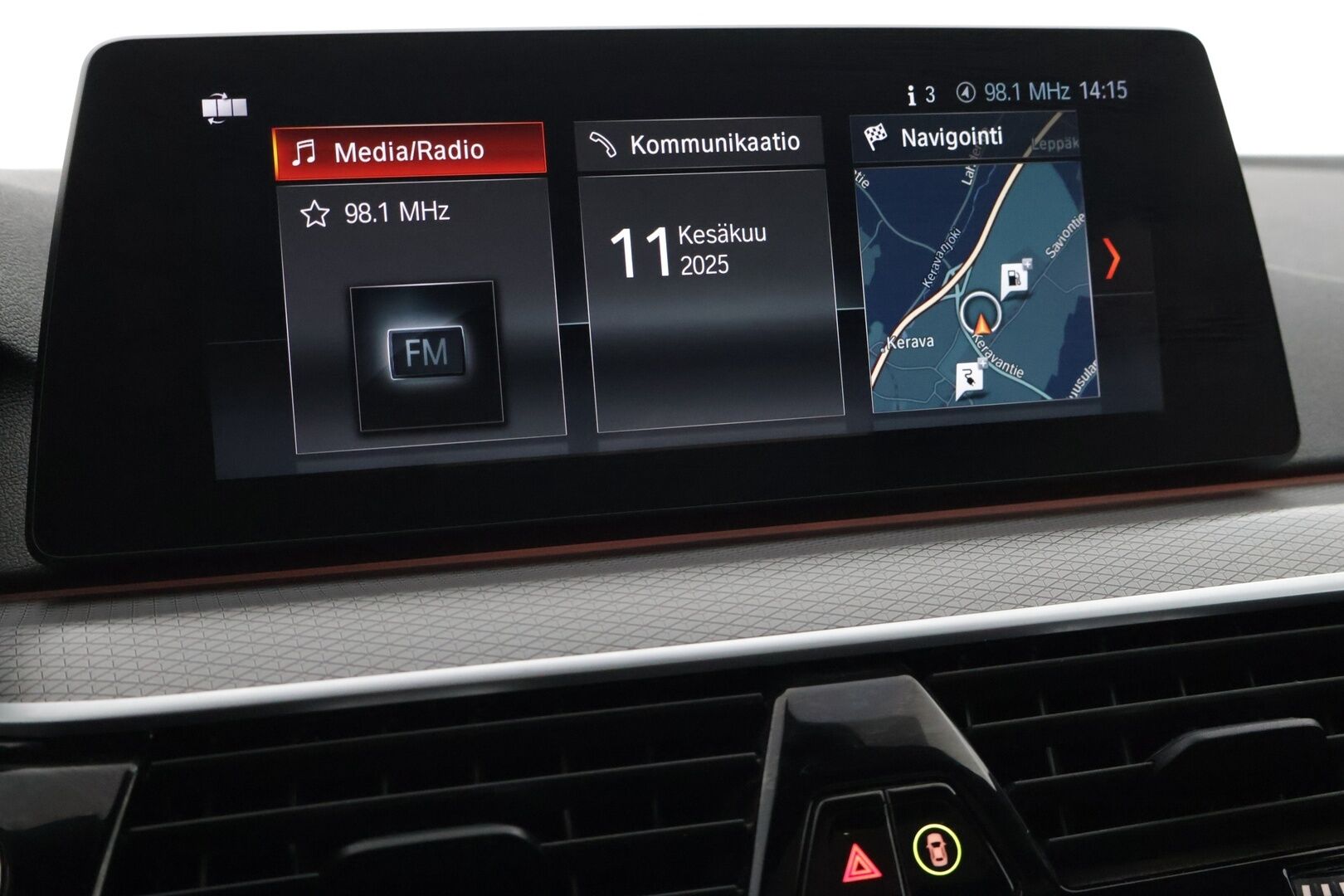 BMW 530 2017 G30 530e A iPerformance M-Sport - *Panorama / HUD / H&K / 360 kamera / ACC / Digimittaristo / BLIS / Prof. Navi / Adapt. LED-ajovalot / Comfort-penkit muistilla*