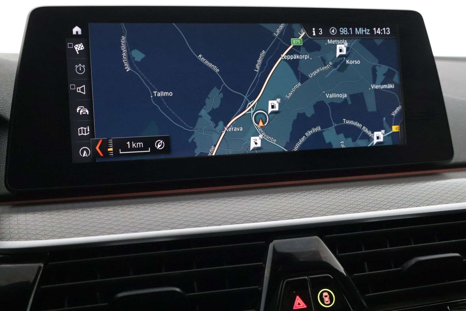 BMW 530 2017 G30 530e A iPerformance M-Sport - *Panorama / HUD / H&K / 360 kamera / ACC / Digimittaristo / BLIS / Prof. Navi / Adapt. LED-ajovalot / Comfort-penkit muistilla*