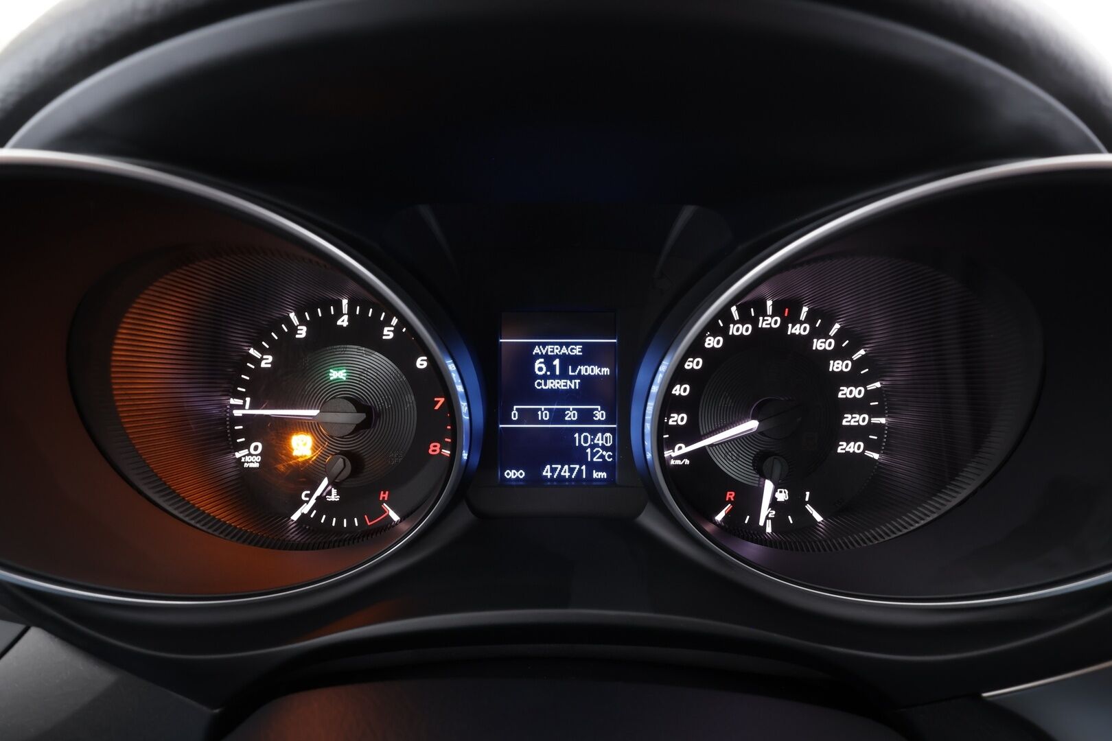 Toyota Avensis 2018 1,6 Valvematic Life Sedan * Suomi-auto / Vakkari / Lohkolämmitin / Bluetooth * - Kahdet renkaat aluvanteilla - HULLUT BLACKWEEK JATKOT - KORKOTARJOUS 2,49%