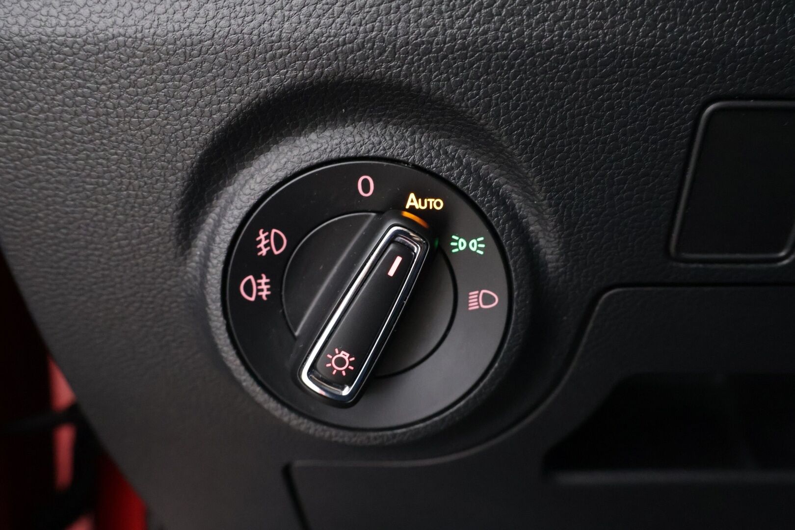 Seat Ibiza 2018 1,0 EcoTSI 115 FR DSG / Webasto / Adapt. vakkari / Sporttipenkit / Apple&Android / LED-valot / Tutkat - 2x Seatin Aluvanteet / Suomi-auto / Uudenveroiset nastat!