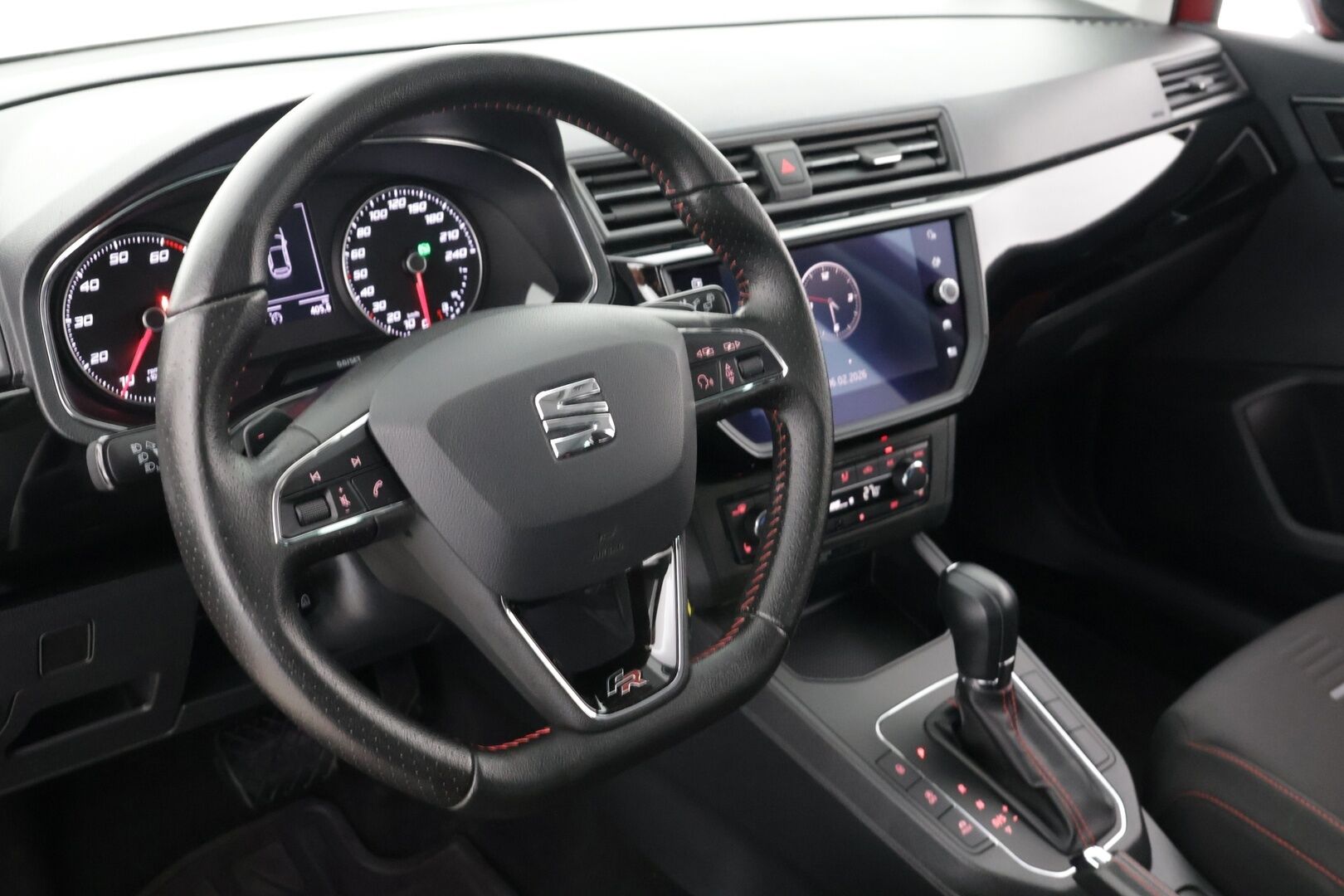 Seat Ibiza 2018 1,0 EcoTSI 115 FR DSG / Webasto / Adapt. vakkari / Sporttipenkit / Apple&Android / LED-valot / Tutkat - 2x Seatin Aluvanteet / Suomi-auto / Uudenveroiset nastat!