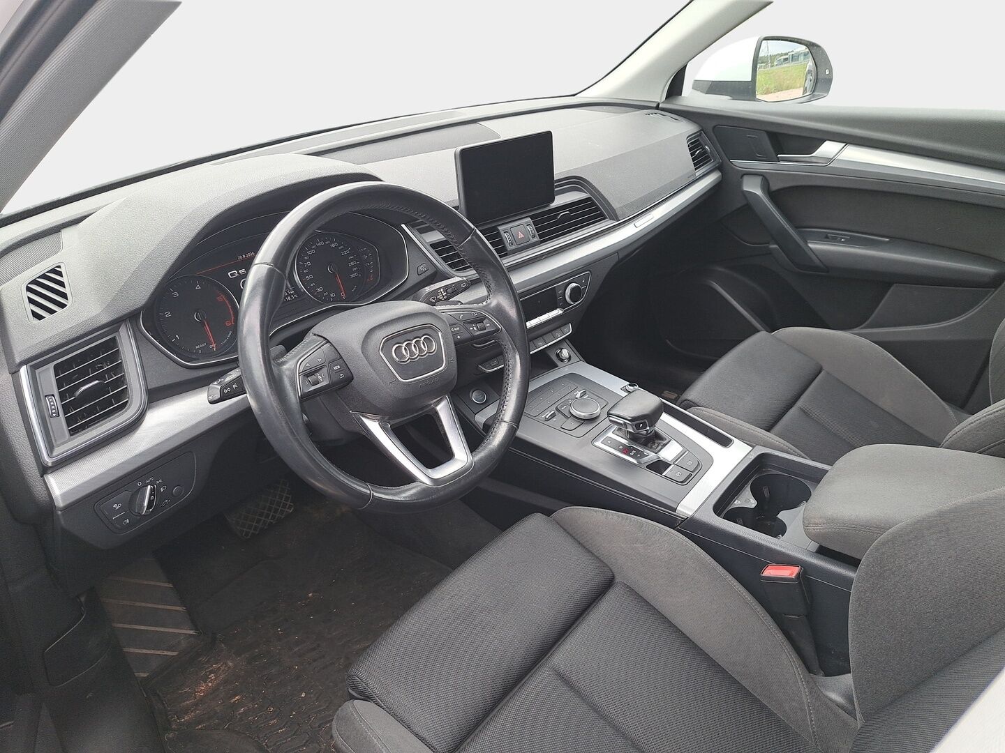 Audi Q5 2018 Business Sport 2,0 TDI 140 kW quattro S tronic - | Suomi-auto | Vakkari | Bluetooth | 2x renkaat | tutkat | lisälämmitin | 