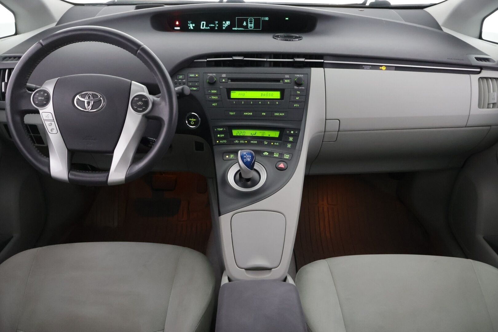 Toyota Prius 2012 HSD Sol 5ov */ Suomi-auto / HUD / Kessy / Lohko / Huoltokirja / 2x renkaat /* - Siisti Suomi-auto / Huoltokirja / 2x renkaat