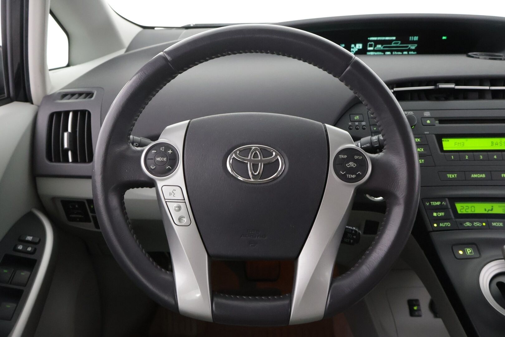 Toyota Prius 2012 HSD Sol 5ov */ Suomi-auto / HUD / Kessy / Lohko / Huoltokirja / 2x renkaat /* - Siisti Suomi-auto / Huoltokirja / 2x renkaat
