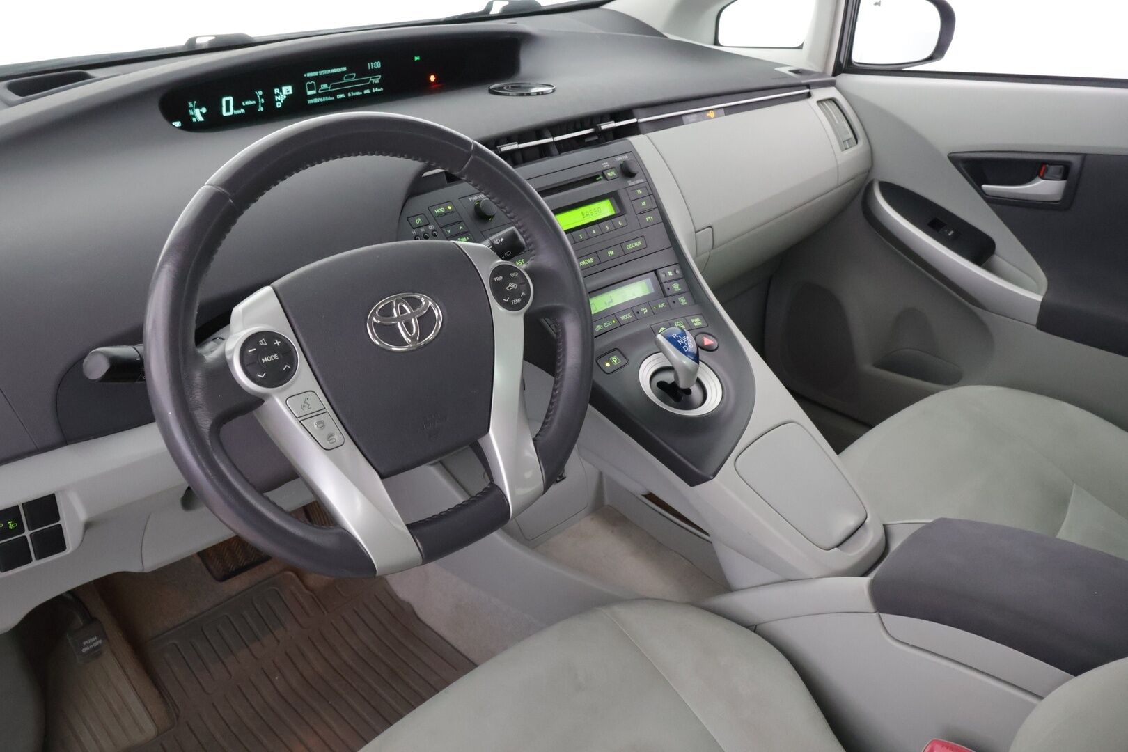 Toyota Prius 2012 HSD Sol 5ov */ Suomi-auto / HUD / Kessy / Lohko / Huoltokirja / 2x renkaat /* - Siisti Suomi-auto / Huoltokirja / 2x renkaat