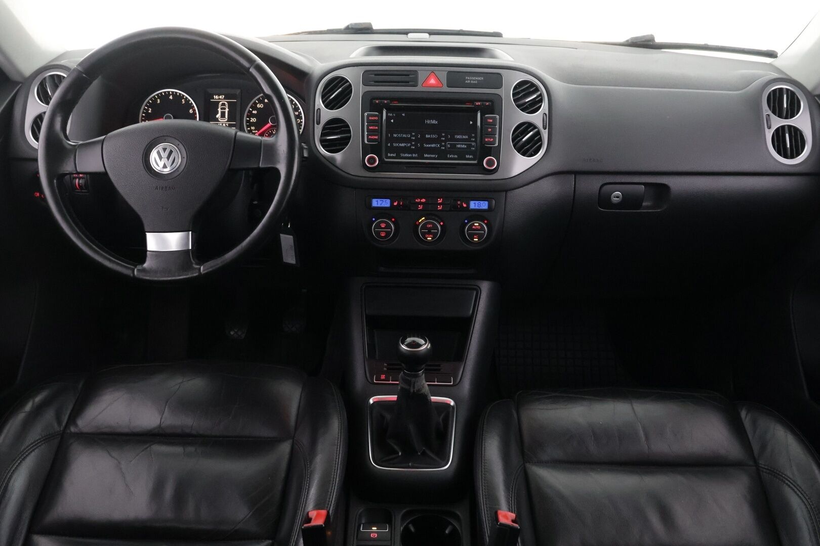 Volkswagen Tiguan 2010 Sport & Style 1,4 TSI 110 kW 4MOTION - Myydään vain Huutokaupat.com.ssa! | 9kk leima!