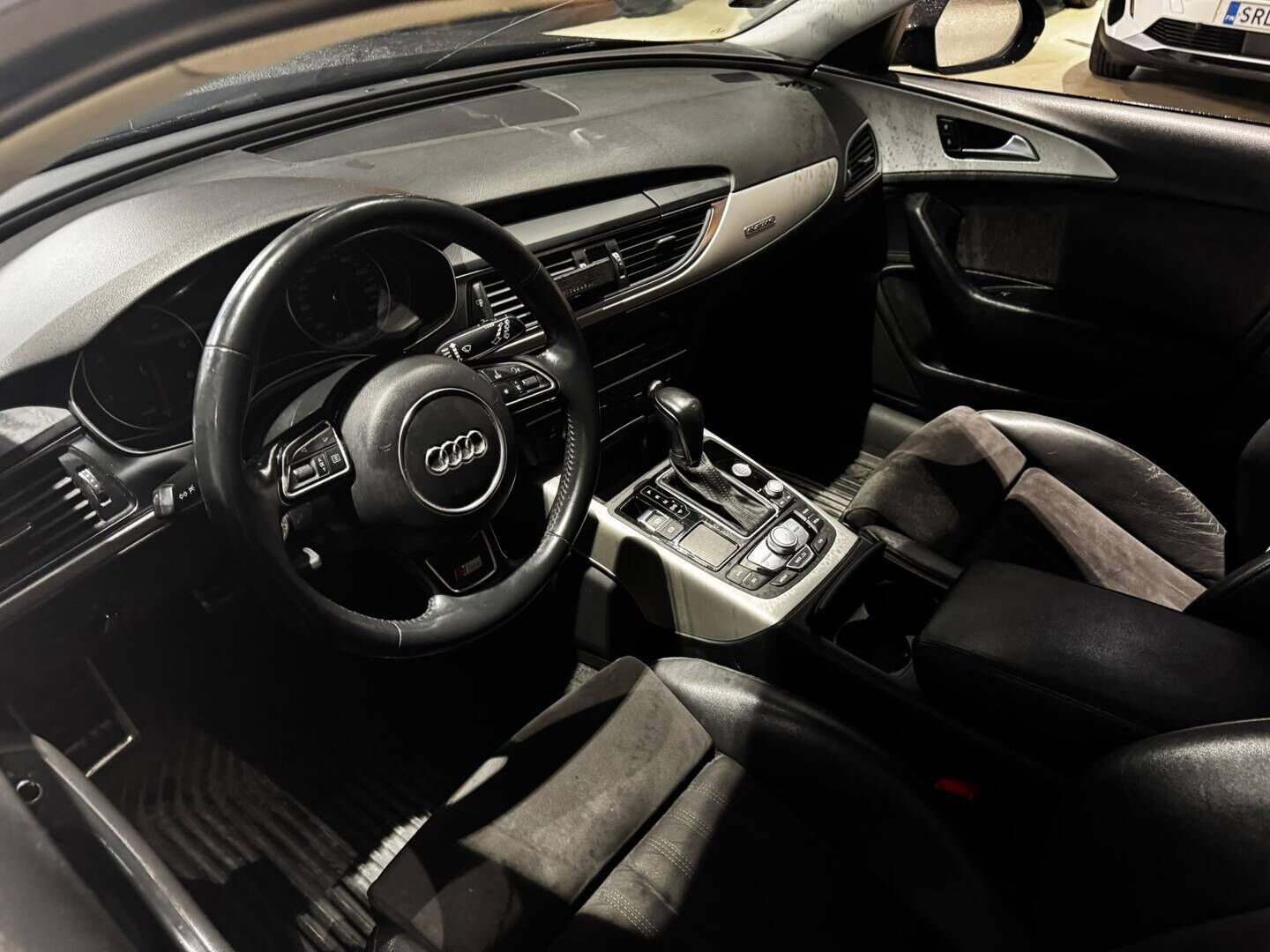 Audi A6 2018 Avant S line Business Sport 2,0 TDI 140 kW quattro S tronic - Suomiauto | Webasto | Ilma-Alusta | Audi Sound System | Peruutuskamera | LED | Nahka-Alcantara | Sähköluukku | Näyttävä!