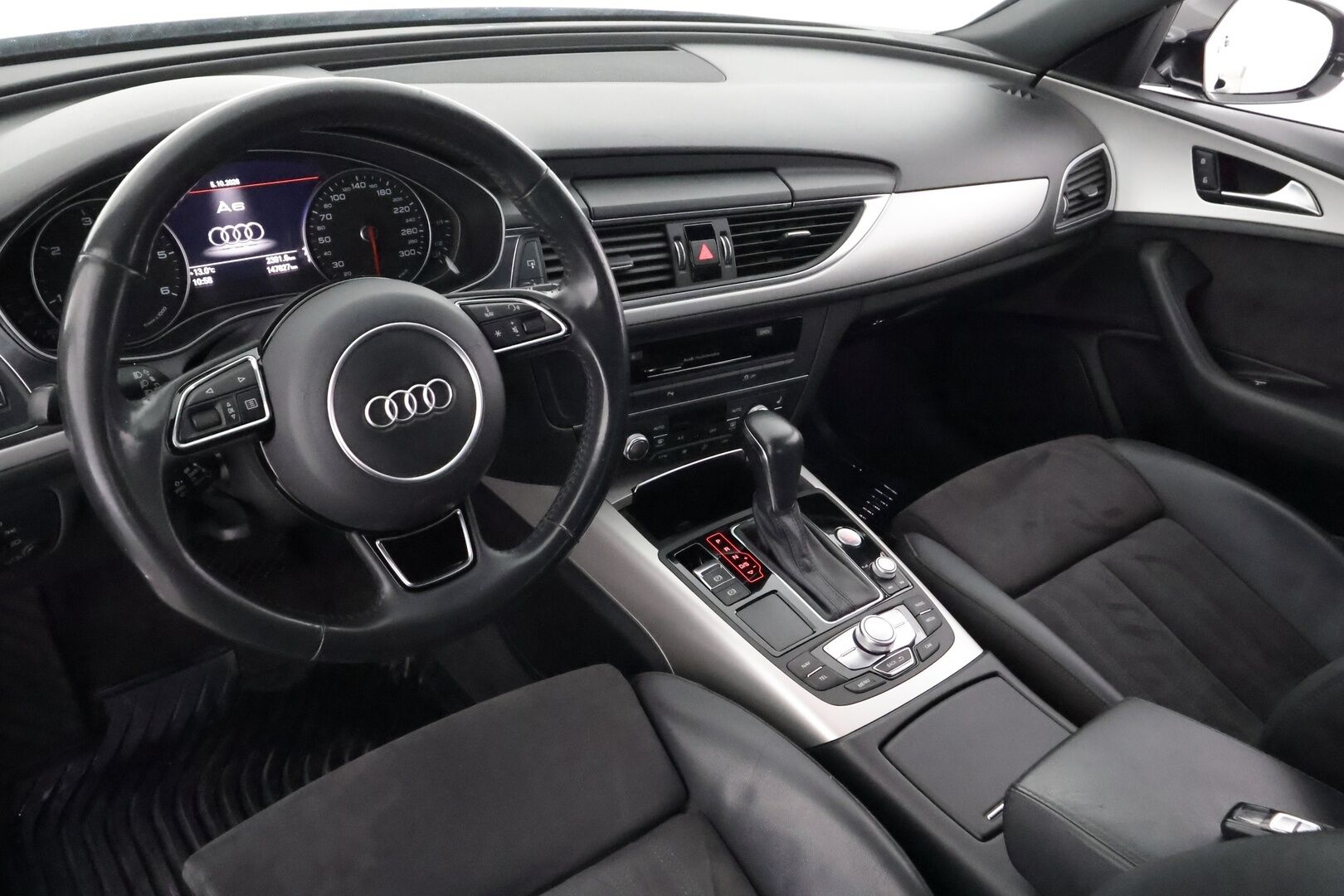 Audi A6 2018 Sedan S line Business Sport 2,0 TDI 140 kW ultra S tronic - | Vakkari | Webasto | P.Kamera | Xenon | Puolinahat Sporttipenkit | Navi | Suomi-auto | Kahdet Renkaat |
