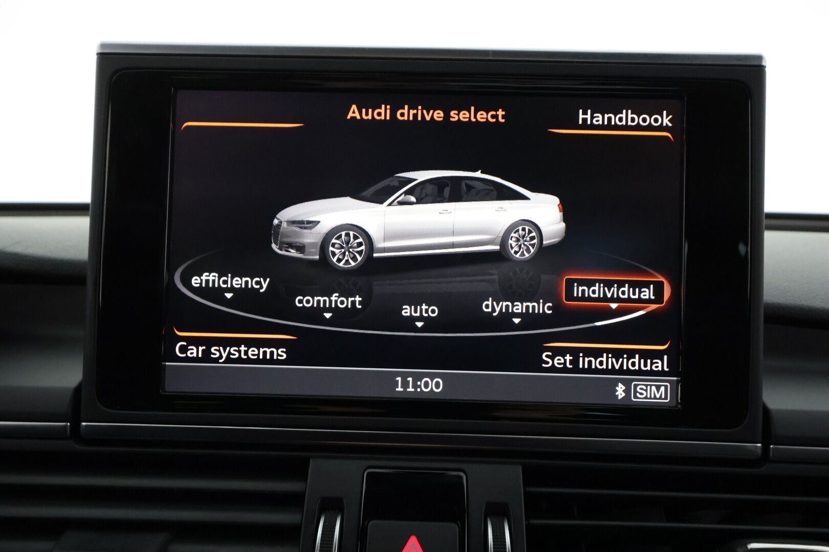 Audi A6 2018 Sedan S line Business Sport 2,0 TDI 140 kW ultra S tronic - | Vakkari | Webasto | P.Kamera | Xenon | Puolinahat Sporttipenkit | Navi | Suomi-auto | Kahdet Renkaat |