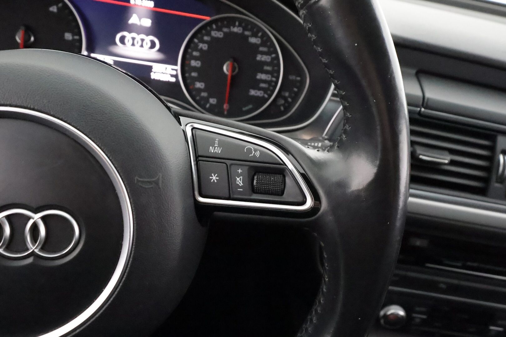 Audi A6 2018 Sedan S line Business Sport 2,0 TDI 140 kW ultra S tronic - | Vakkari | Webasto | P.Kamera | Xenon | Puolinahat Sporttipenkit | Navi | Suomi-auto | Kahdet Renkaat |