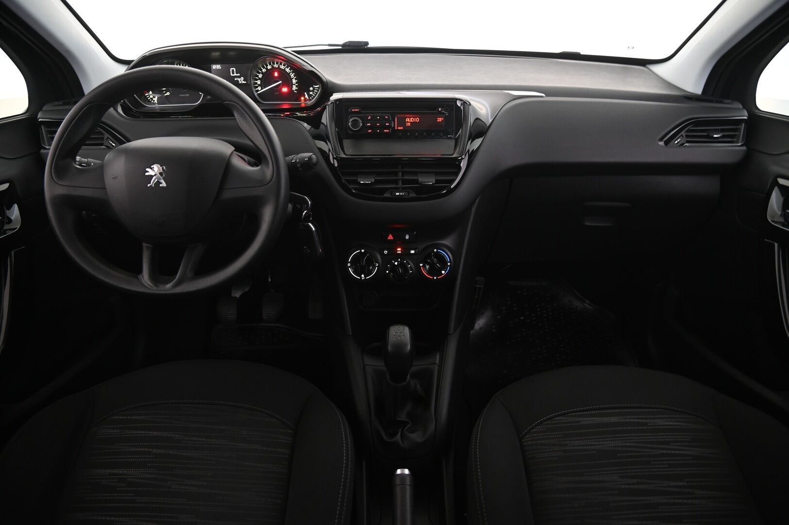 Peugeot 208 2018 Motion VTi 68 5-ov - Vakkari | Jakopää juuri tehty! | Lohkolämmitin sisäpistokkeella | Suomi-auto | 2xrenkaat ja vanteet | Katso kilometrit