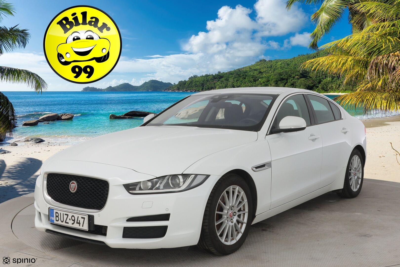 Jaguar XE 2017 E-Performance Pure Plus**WEBASTO / Tutkat / Siisti! / Taloudellinen** - Kahdet renkaat aluvantein / Huollettu / Suomi-Auto