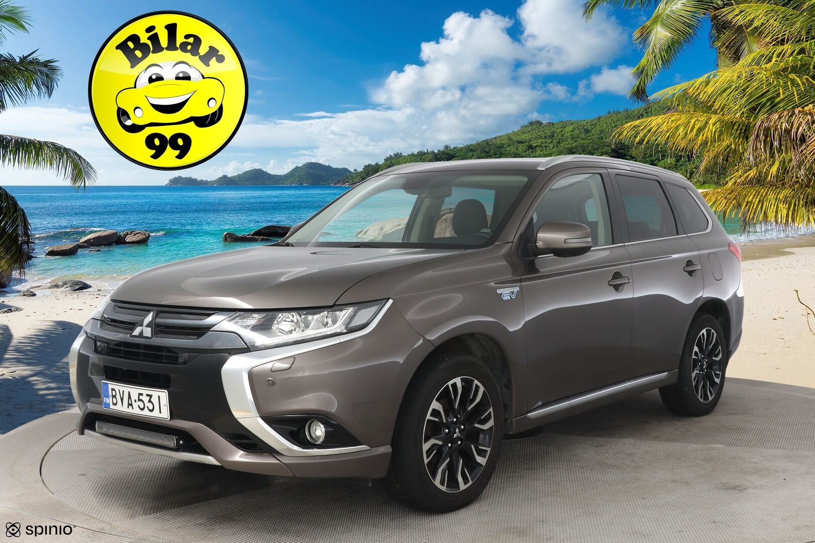 Mitsubishi Outlander 2015 Mitsubishi Outlander Business 2,0 203hp**Nahat / Rockford / 360 kamerat / Lämmitettävä ratti ja lasi / ACC** - Kahdet Renkaat vanteineen! / Sähkösäätöinen kuskin penkki / sähkötoiminen takaluukku