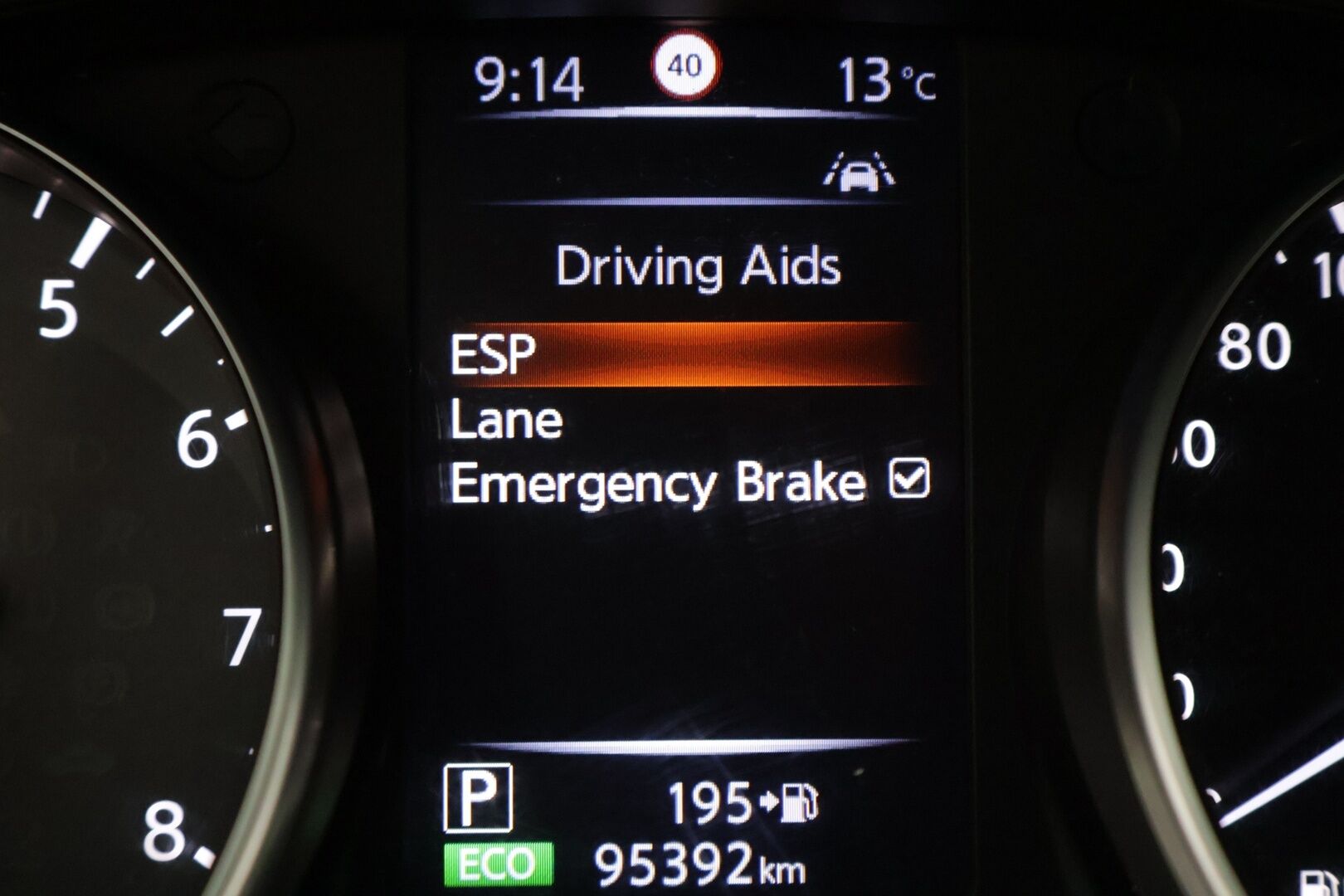 Nissan Qashqai 2019 DIG-T 115 N-Connecta *Suomi-auto / 360 kamera / Vakkari /  CD-Soitin* - Kahdet renkaat ja vanteet - HULLUT AVAJAISHULINAT KORKOTARJOUS 3,29 %