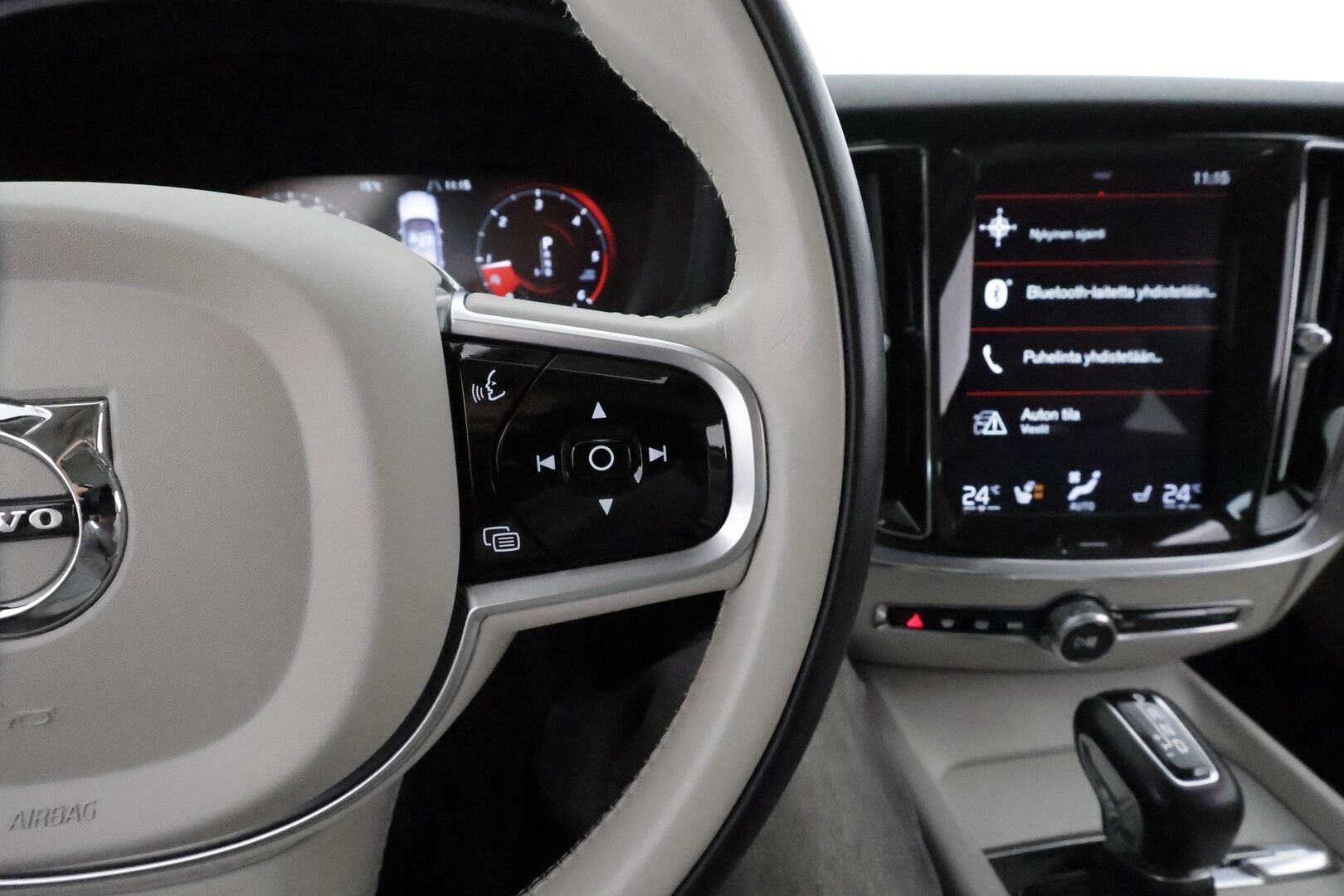 Volvo V60 2019 D3 Business aut **Webasto / Koukku / Adapt.Vakkari / Full-LED / P.kamera / Sporttipenkki Muistilla / Navi / Keyless** - Suomi-auto / Kahdet Renkaat