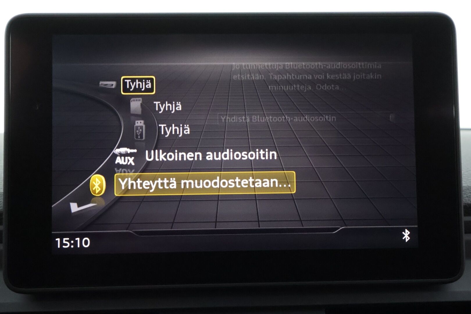 Audi Q5 2018 Business Sport 2,0 TDI 120 kW quattro S tronic - Suomi-auto | Vakkari | Koukku | Webasto | Matrix-LED | P.kamera | Sporttipenkit