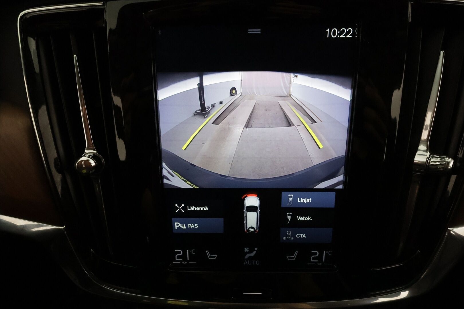 Volvo V90 2019 T8 AWD Inscription aut **Webasto / Koukku / Adapt.Vakkari / Full-LED / P.Kamera / Sporttipenkki Muistilla / Navi** - Suomi-auto / 2x Latauskaapelit / Kahdet Renkaat