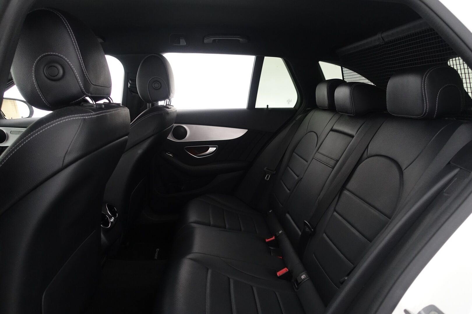 Mercedes-Benz C 2019 200 4Matic T A Business AMG - | AMG | Digimittaristo | P.Kamera | Nahkasisusta | Sporttipenkit | Lohko+Sisäp. | LED Performance | Navi | Sähkökontti | 2X Renkaat & Vanteet |