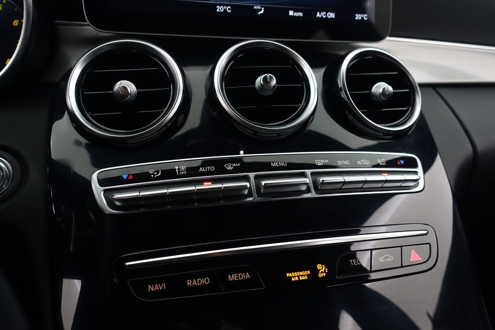 Mercedes-Benz C 2019 200 4Matic T A Business AMG - | AMG | Digimittaristo | P.Kamera | Nahkasisusta | Sporttipenkit | Lohko+Sisäp. | LED Performance | Navi | Sähkökontti | 2X Renkaat & Vanteet |