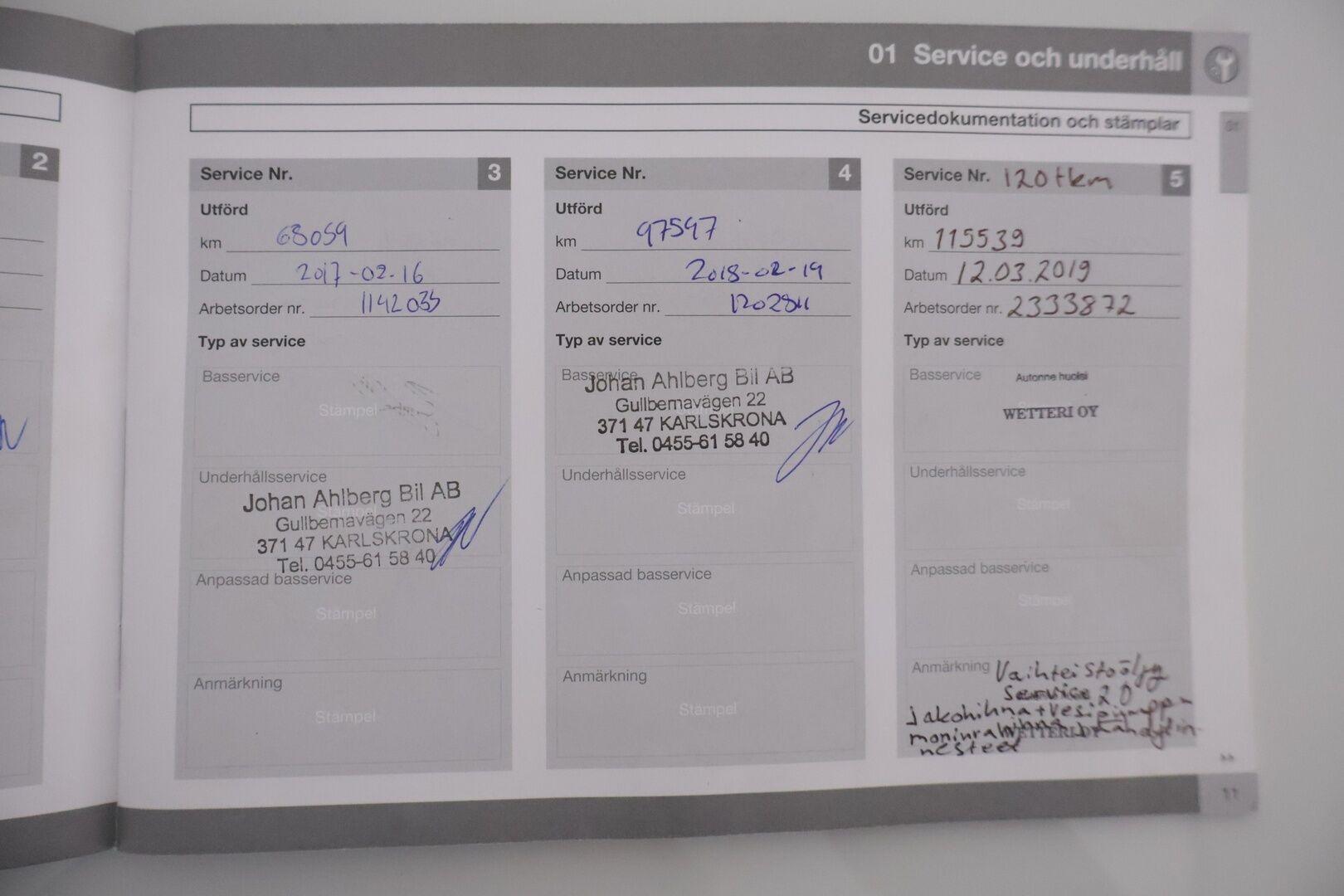 Volvo V60 2014 D4 Summum aut ** VOC / Webasto / Koukku / Kattoluukku / Muistipenkki / Bi-Xenon