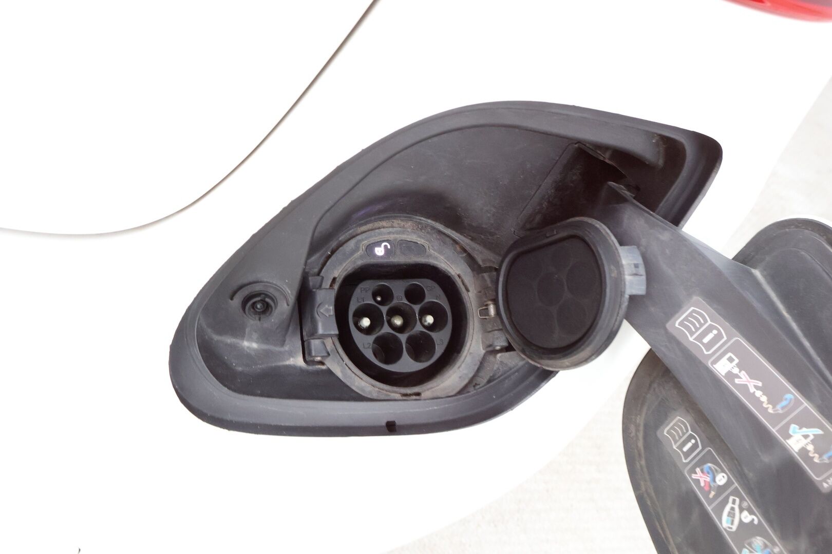 Mercedes-Benz C 2018 350 e T A Premium Business - YritysOutlet - Myydään vain yrityksille - – Tämä auto myydään YritysOutlet -valikoimasta vain yritykselle