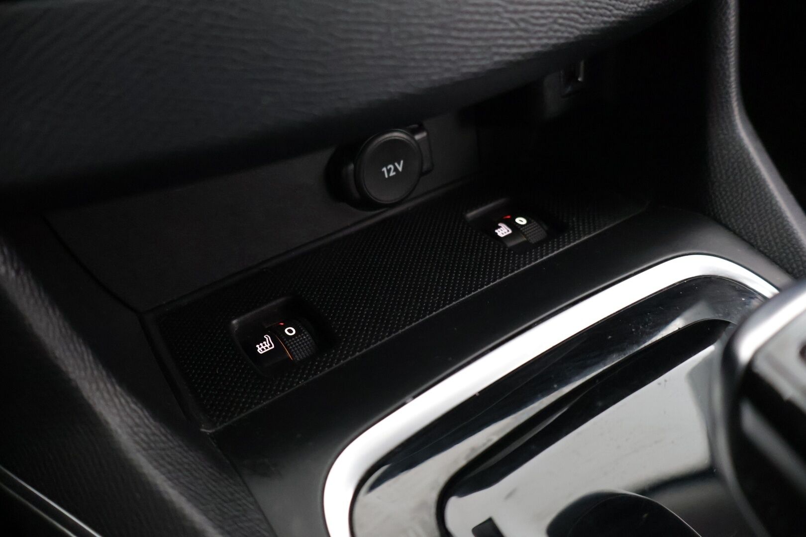 Peugeot 308 2019 Active Edition PureTech 130 EAT8-automaatti - Android-Auto / Mirror-Link / Lohkolämmitin / 2x Aluvanteet